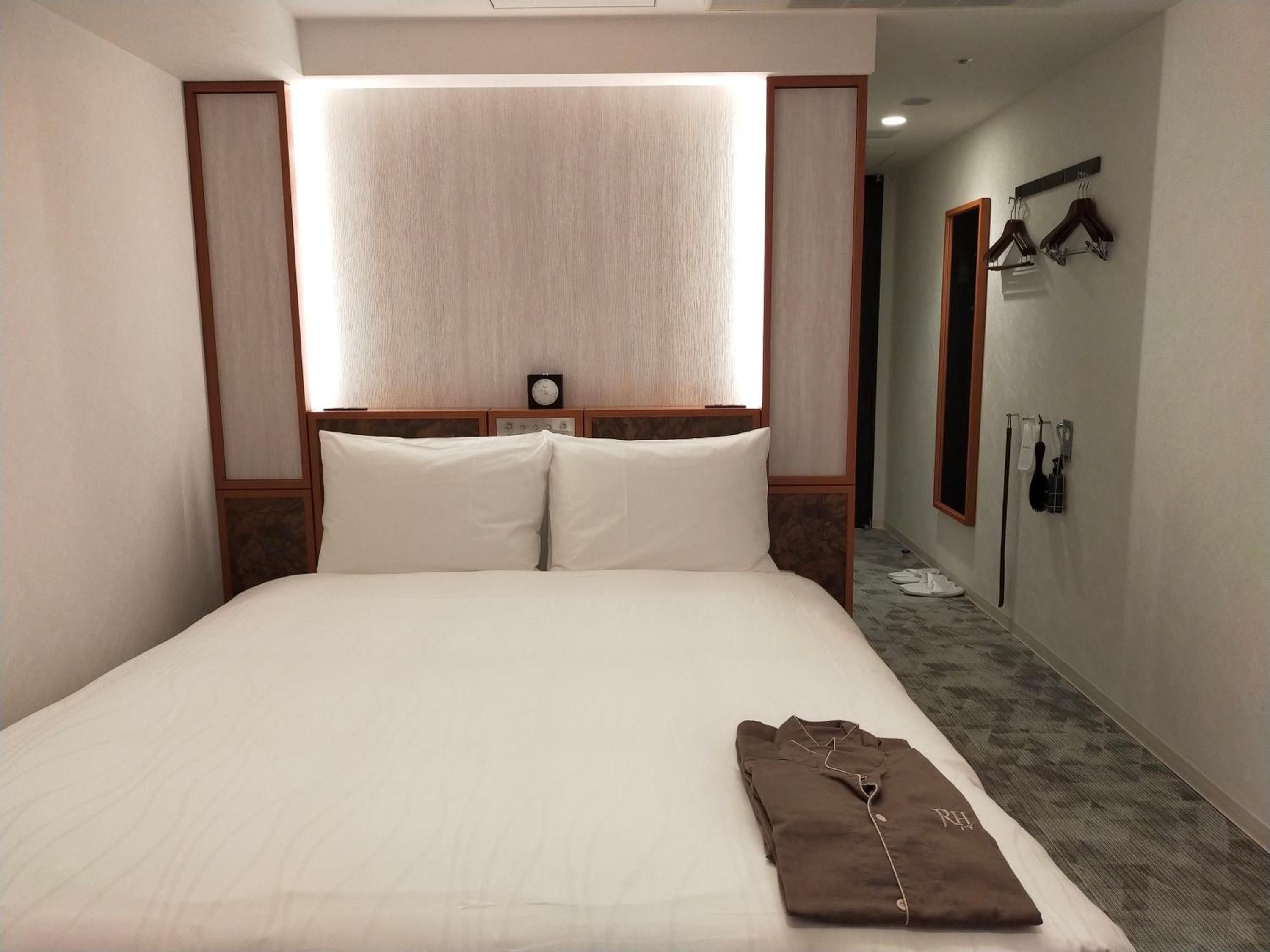 (City View) Precious Double Room - Non-Smoking photo 1