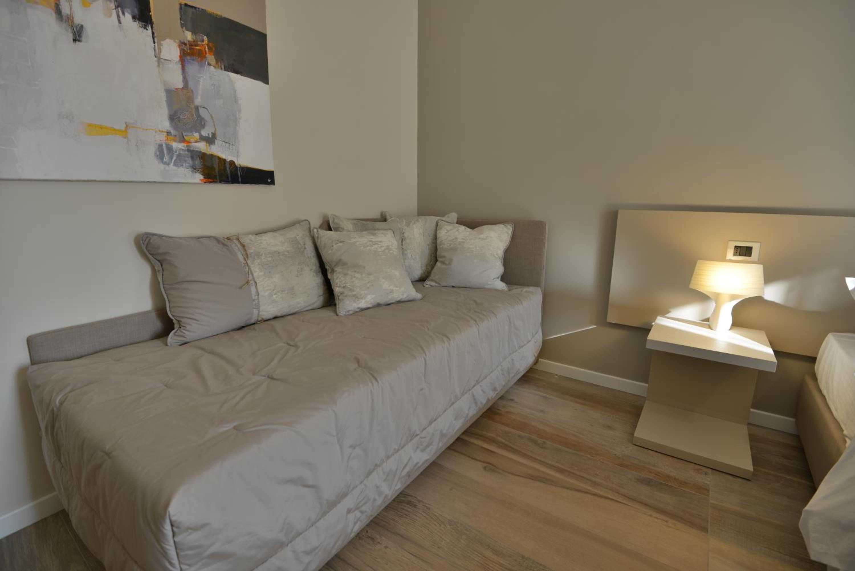 Triple Room with Balcony - Photo 2