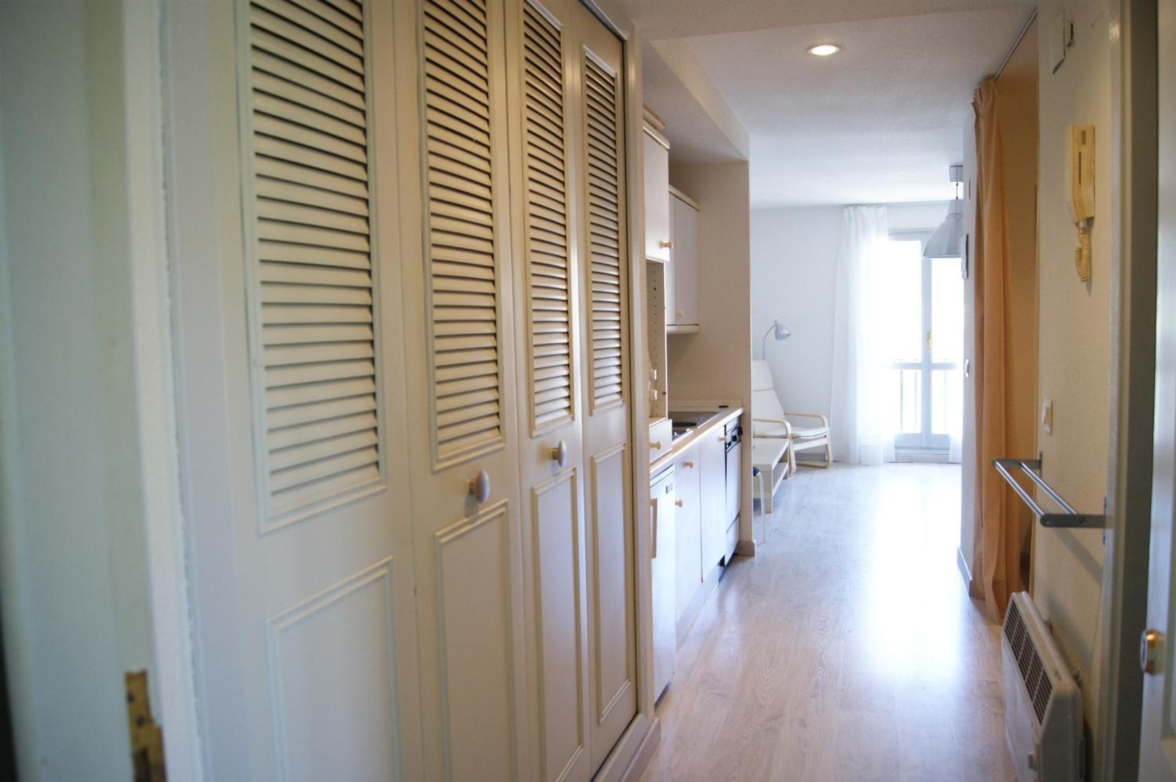 Studio (2-4 Adults) photo 2