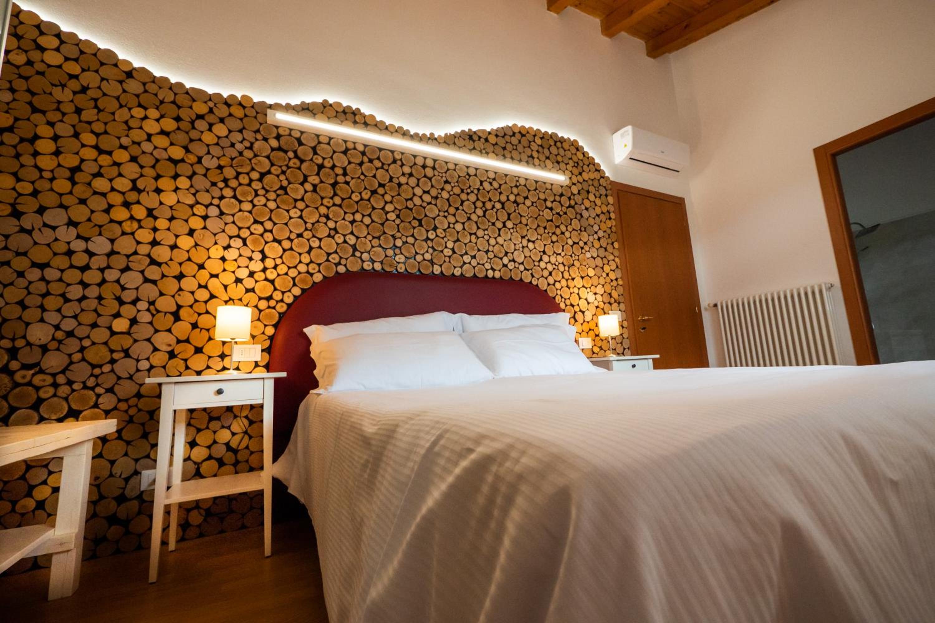 Double Room with Private Bathroom photo 1