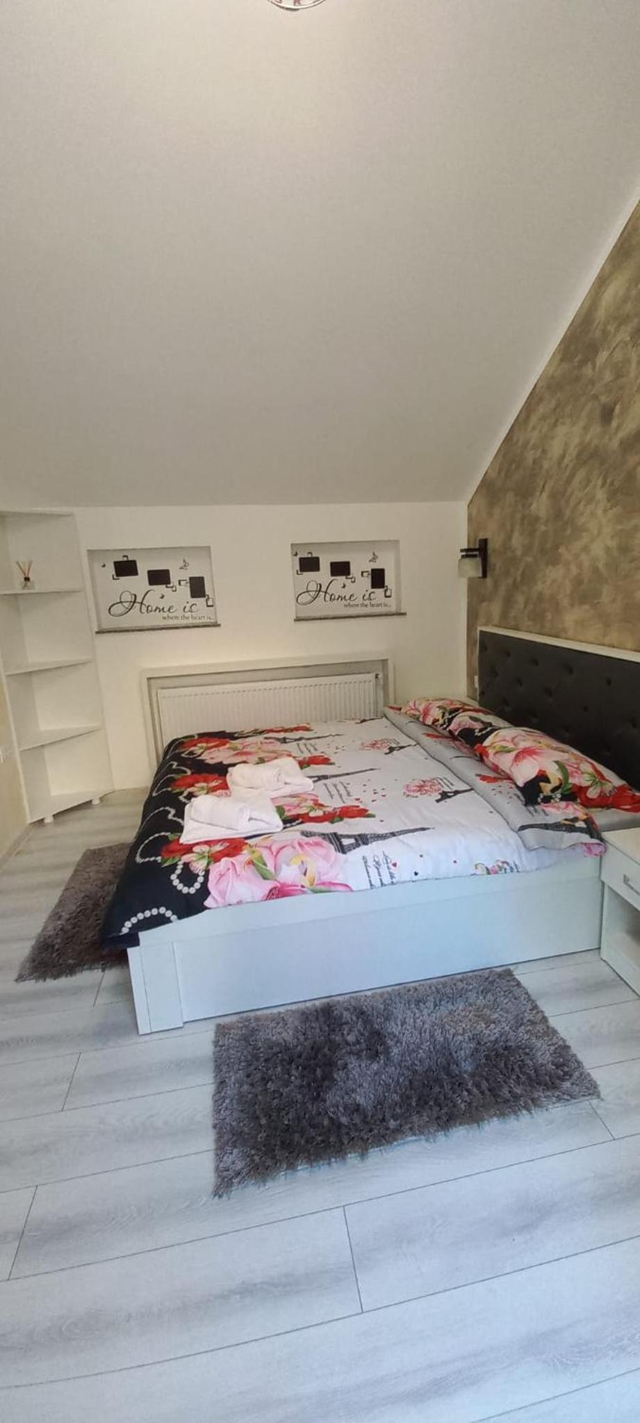 Double Room with Terrace - Photo 23