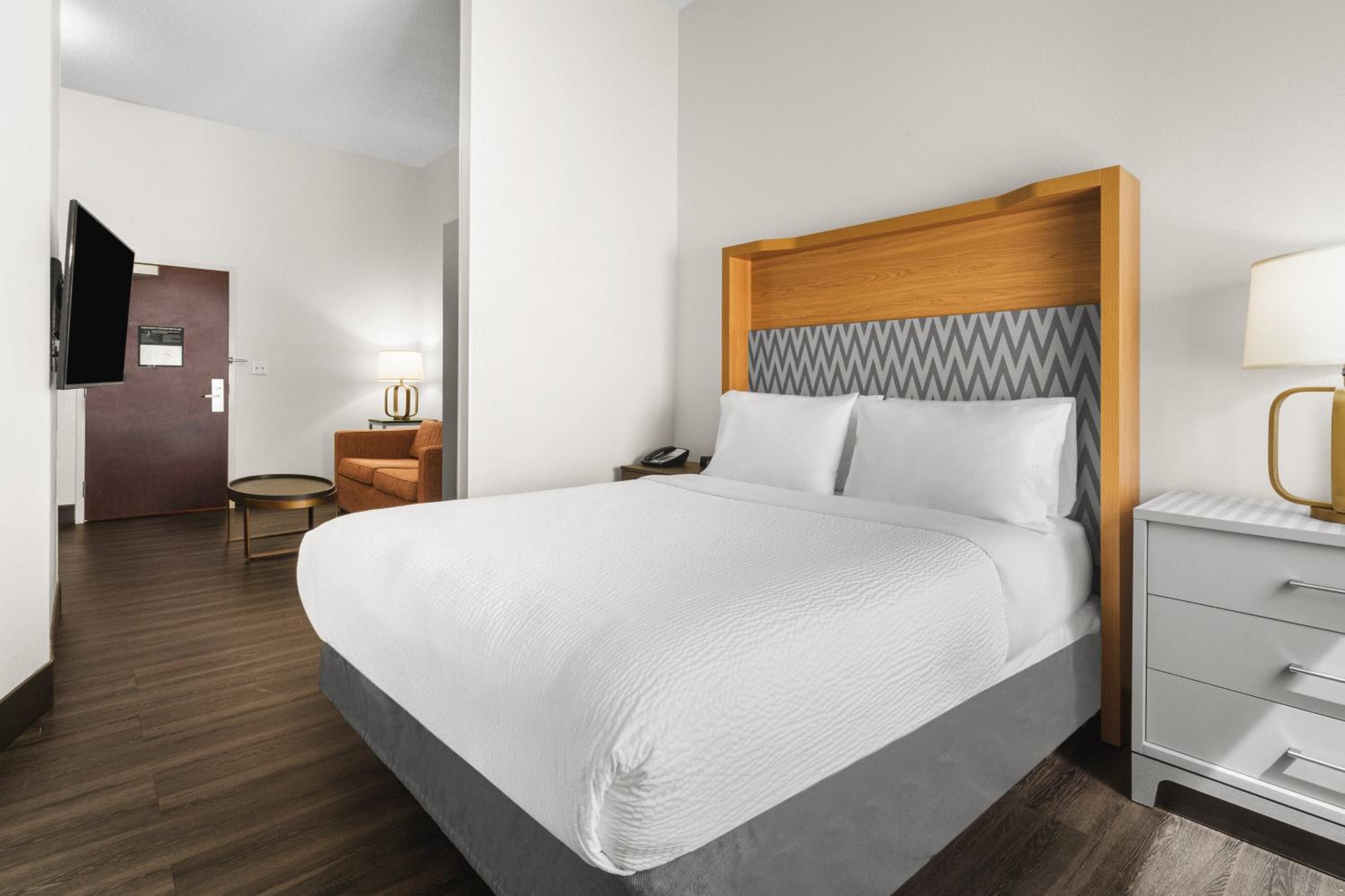 Standard Queen Room - Photo 1