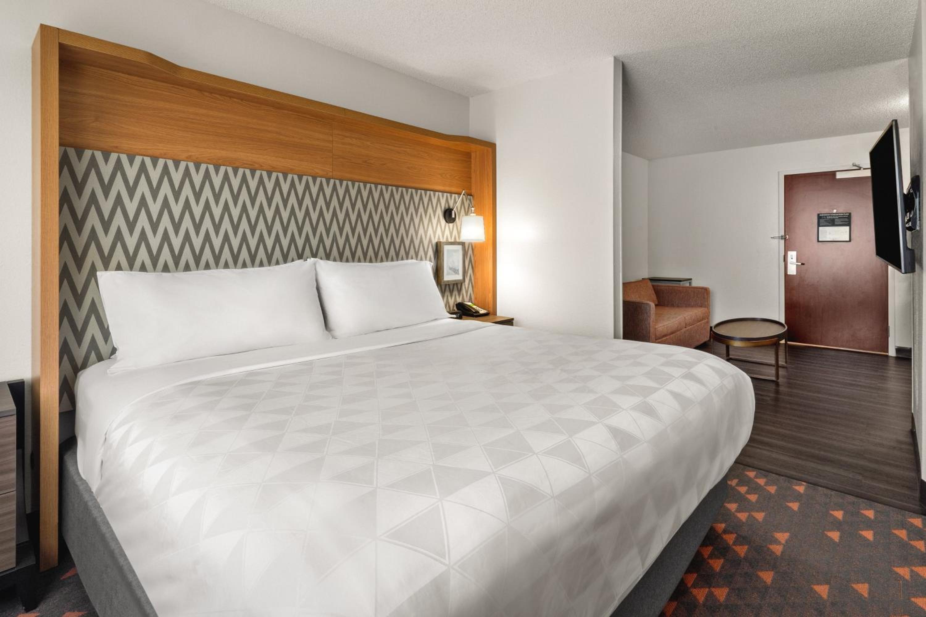 King Suite with Sofa Bed