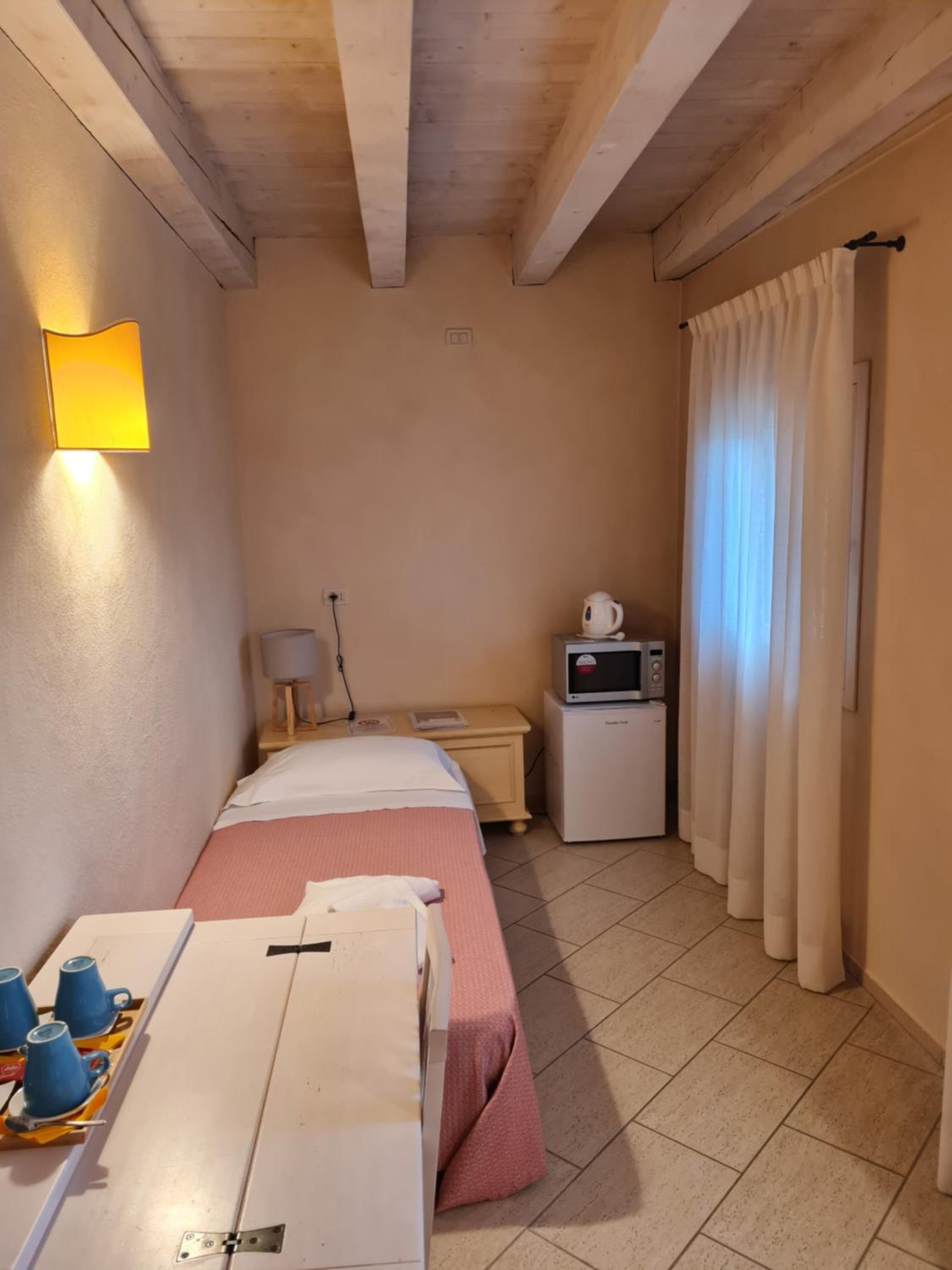 Triple Room with View - Photo 2