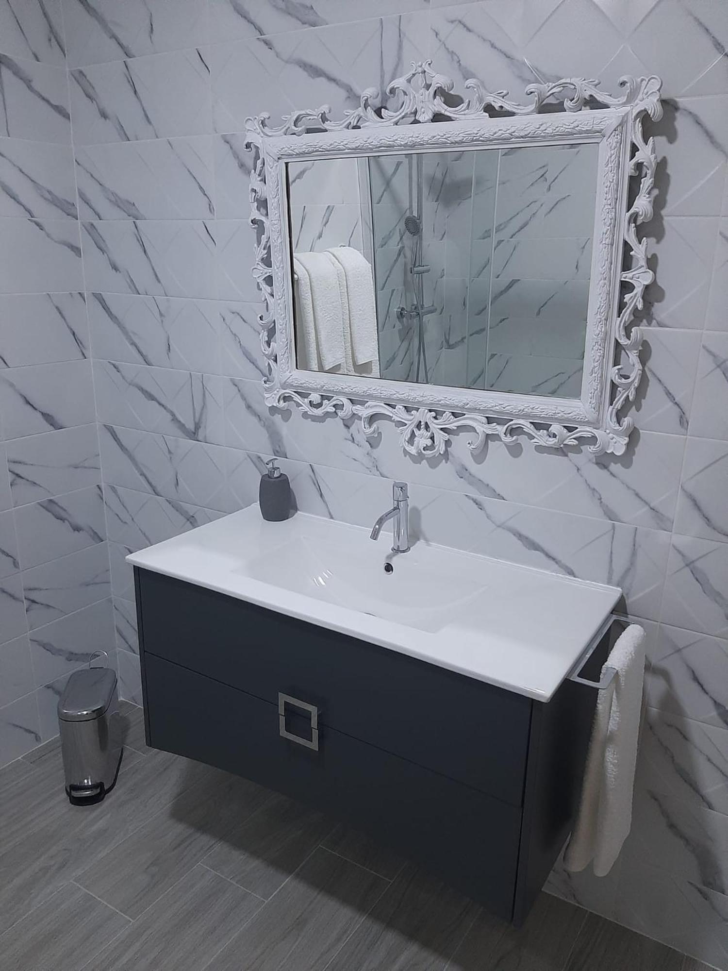 Superior Suite - Photo 4