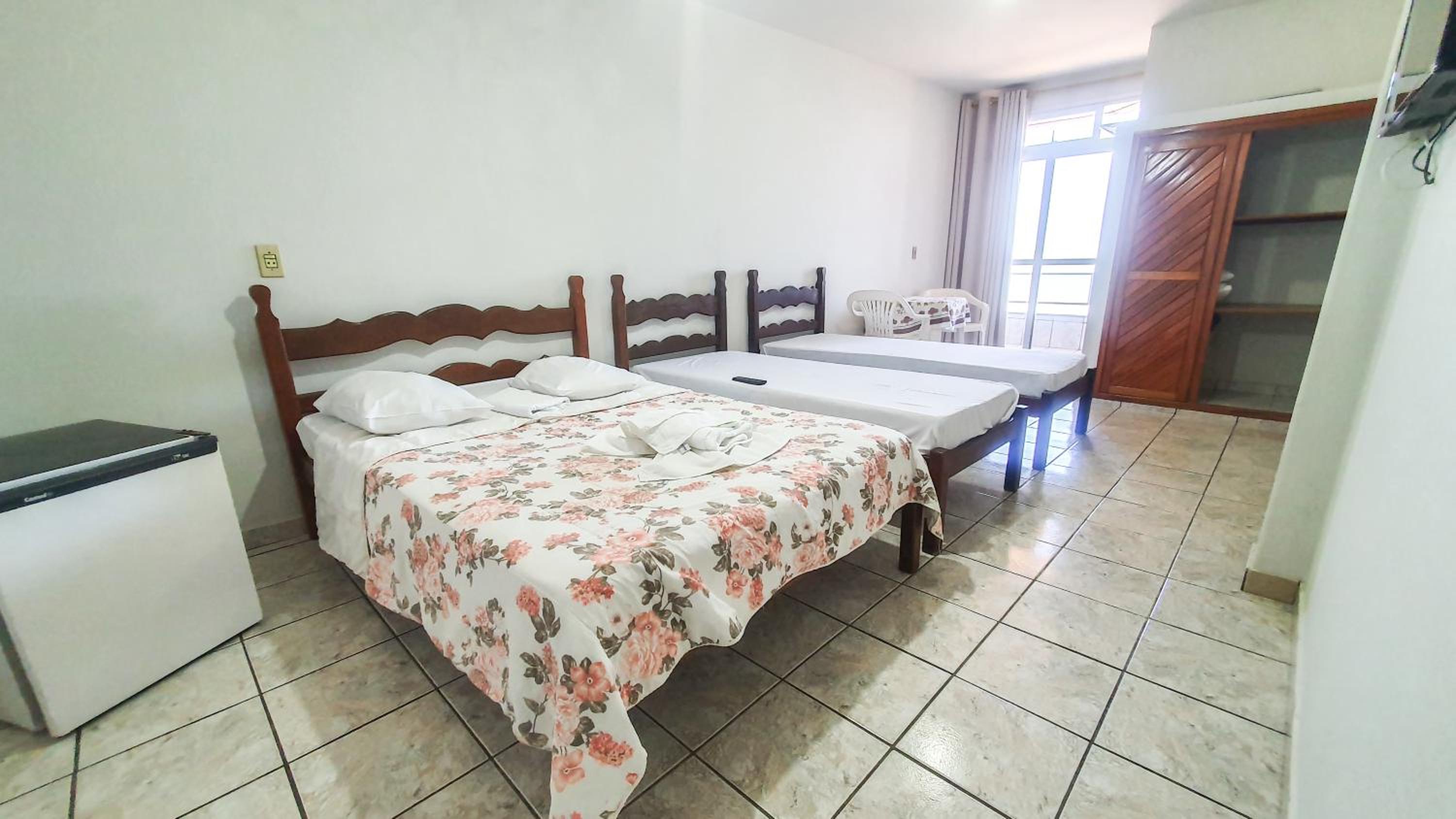 Triple Room with Sea View - Photo 9
