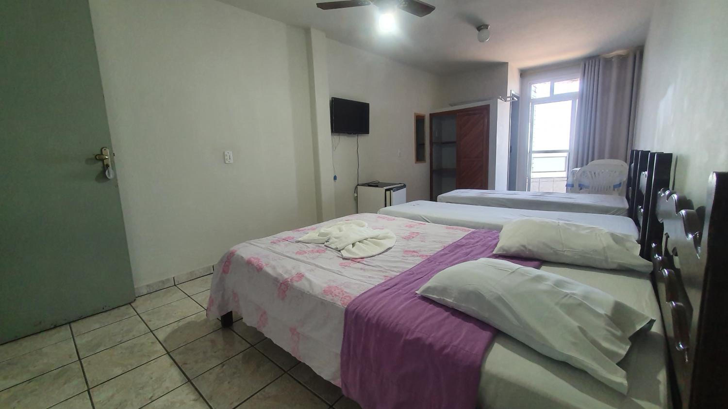Triple Room with Sea View - Photo 2