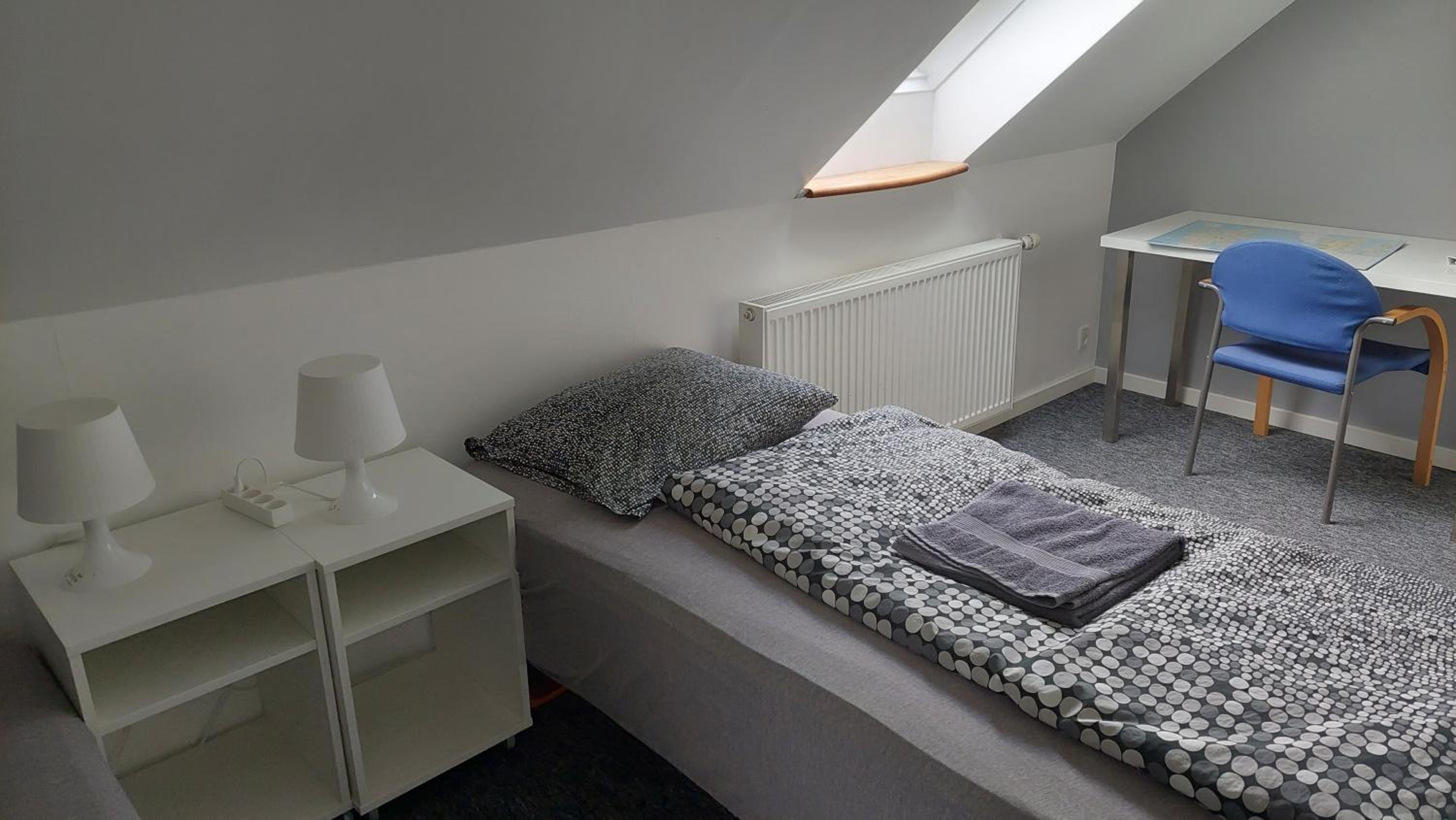 Double or Twin Room - Photo 3