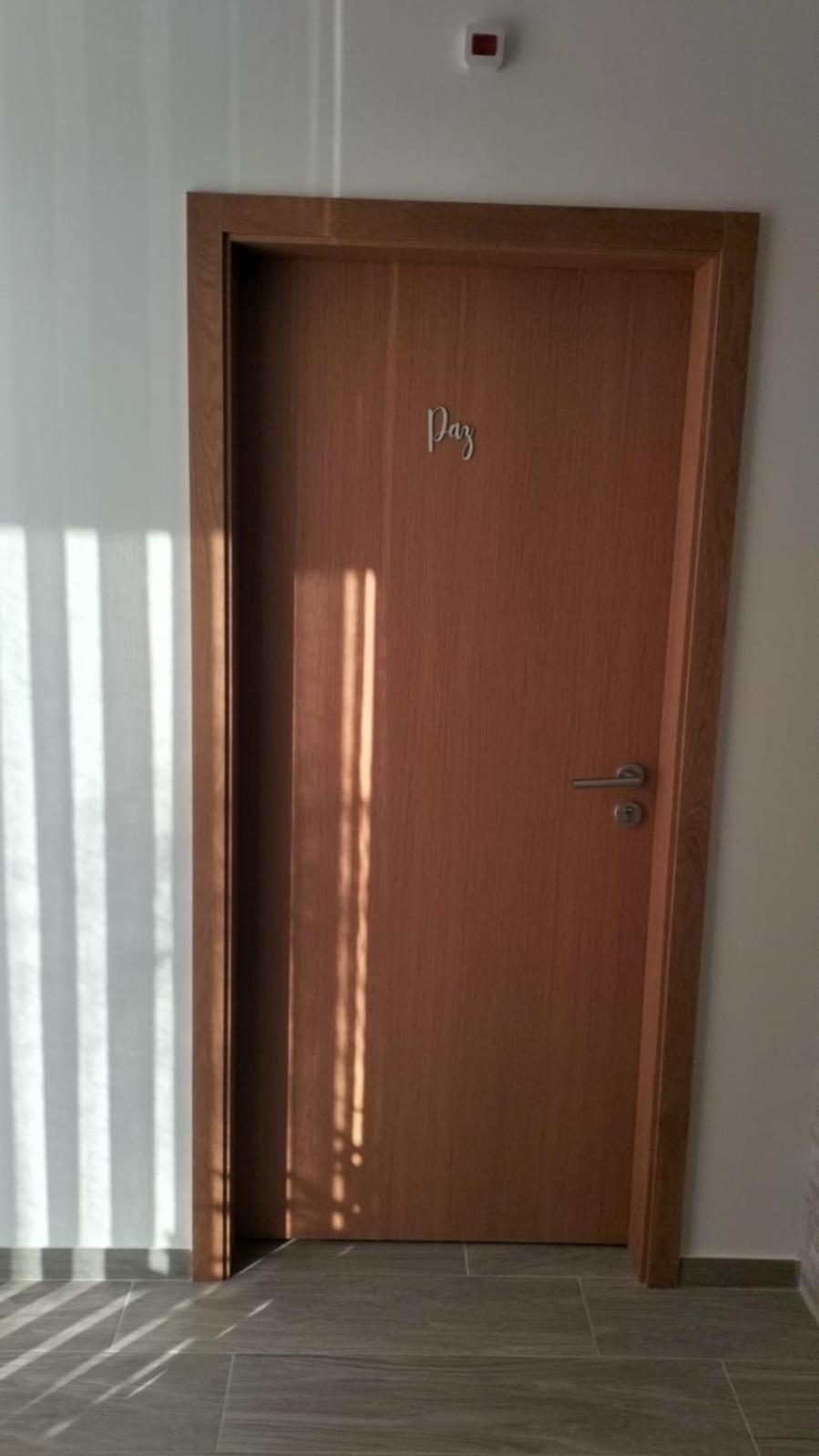 Standard Suite - Photo 3