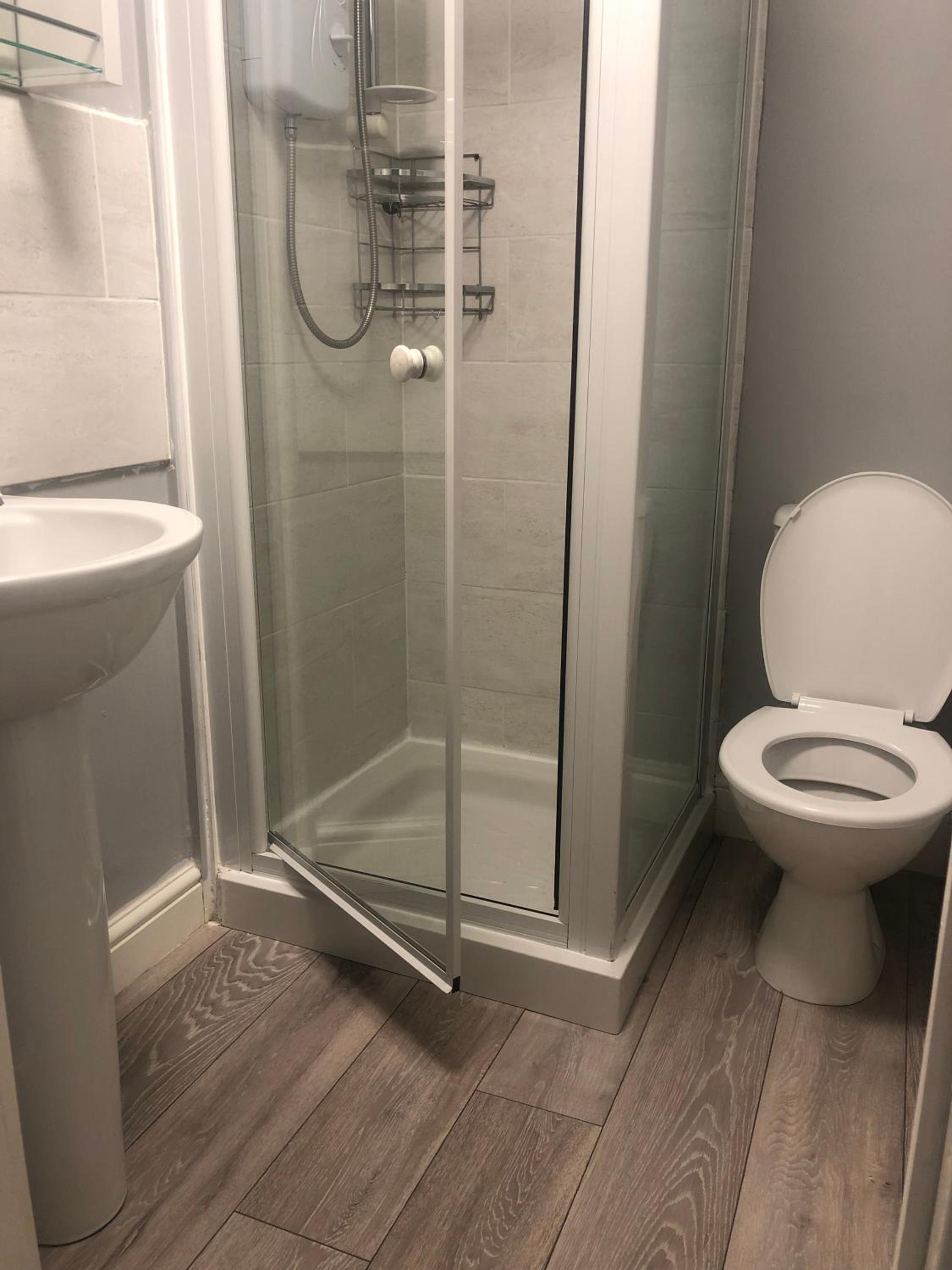 Double Room with Private Bathroom photo 2