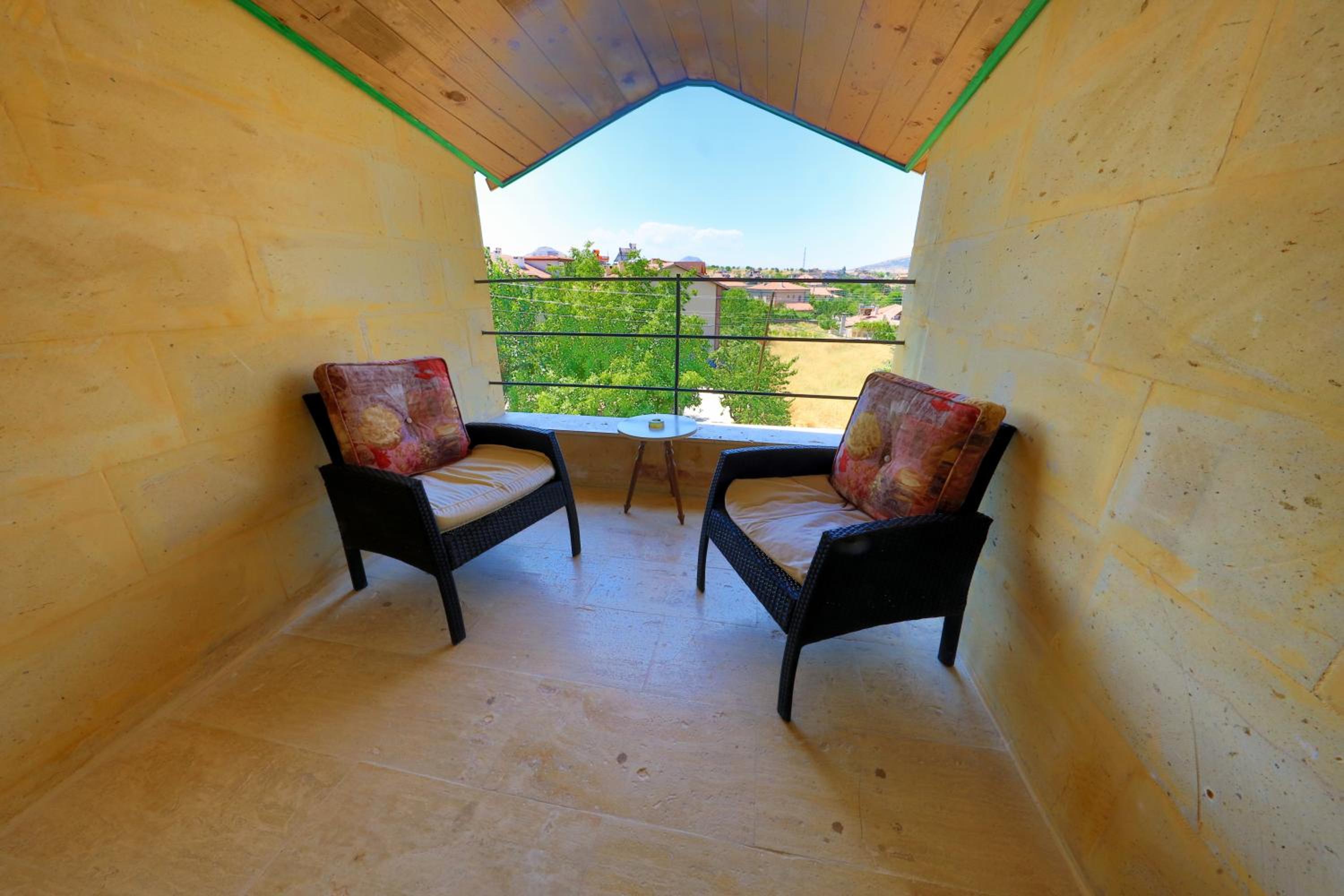 Triple Room photo 2