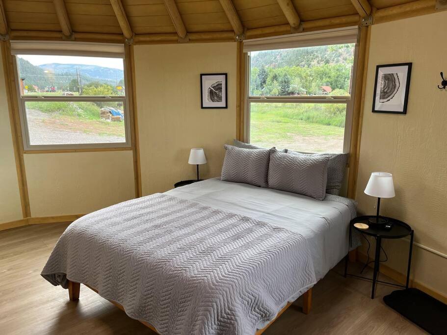 One-Bedroom House photo 1