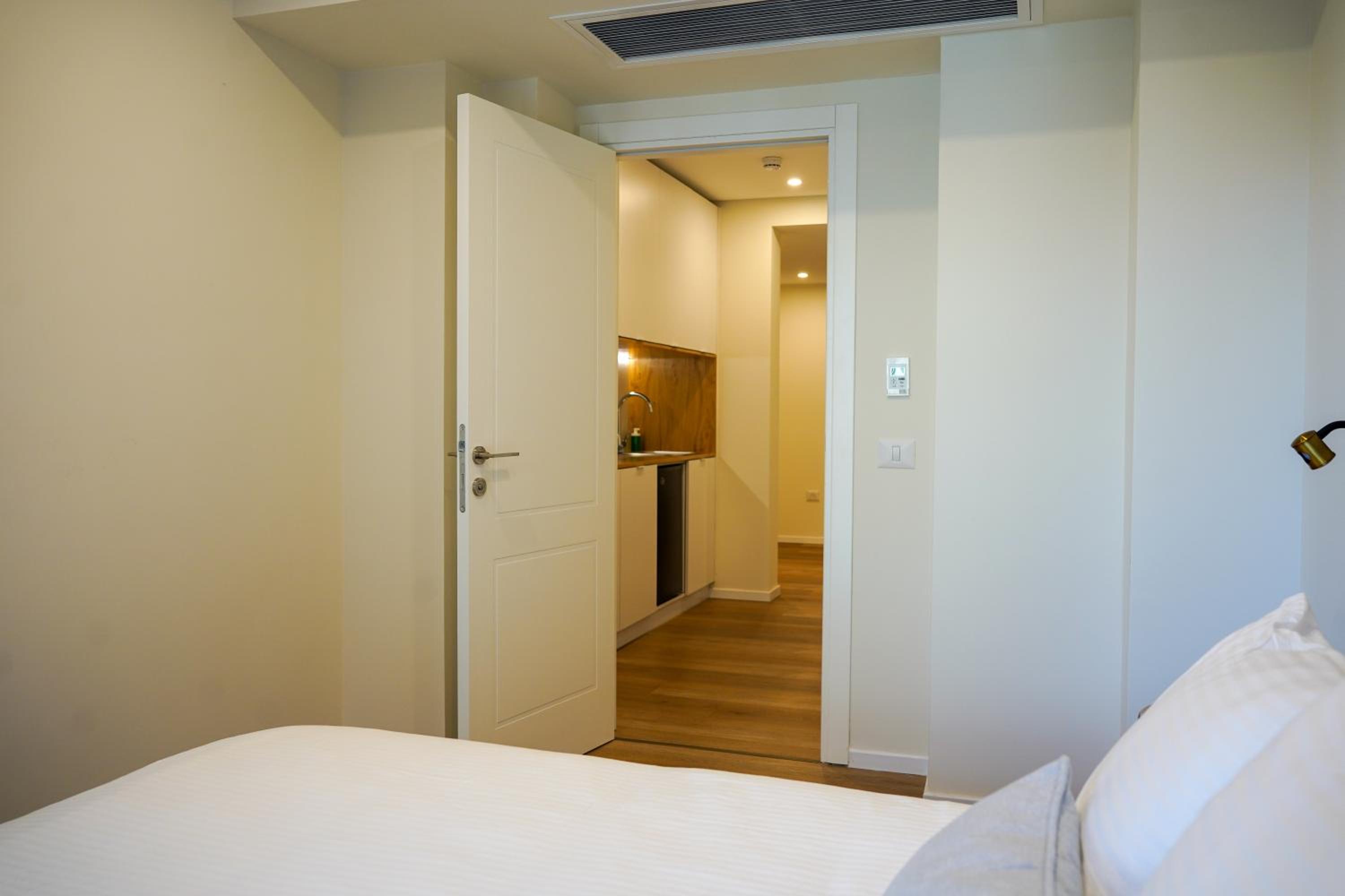 Superior Apartment - Photo 8