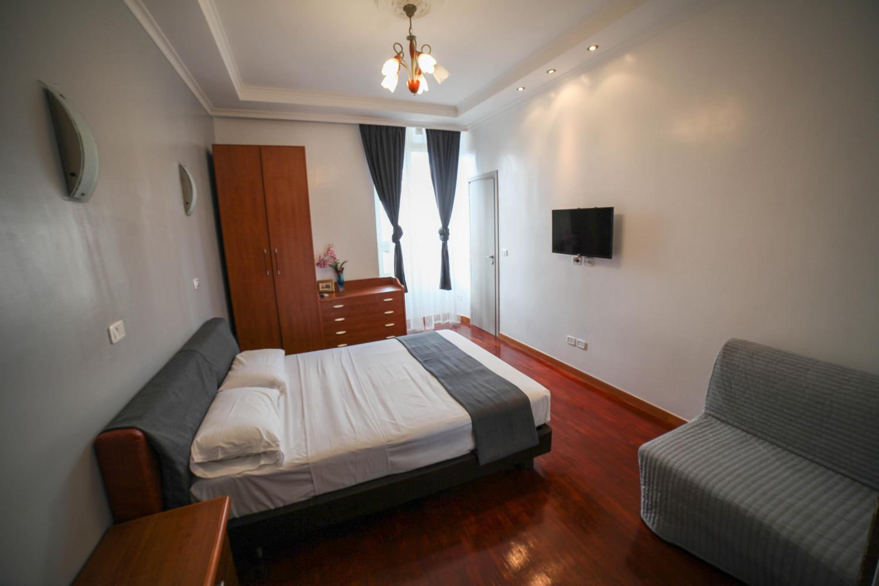 Triple Room with Private Bathroom photo 1