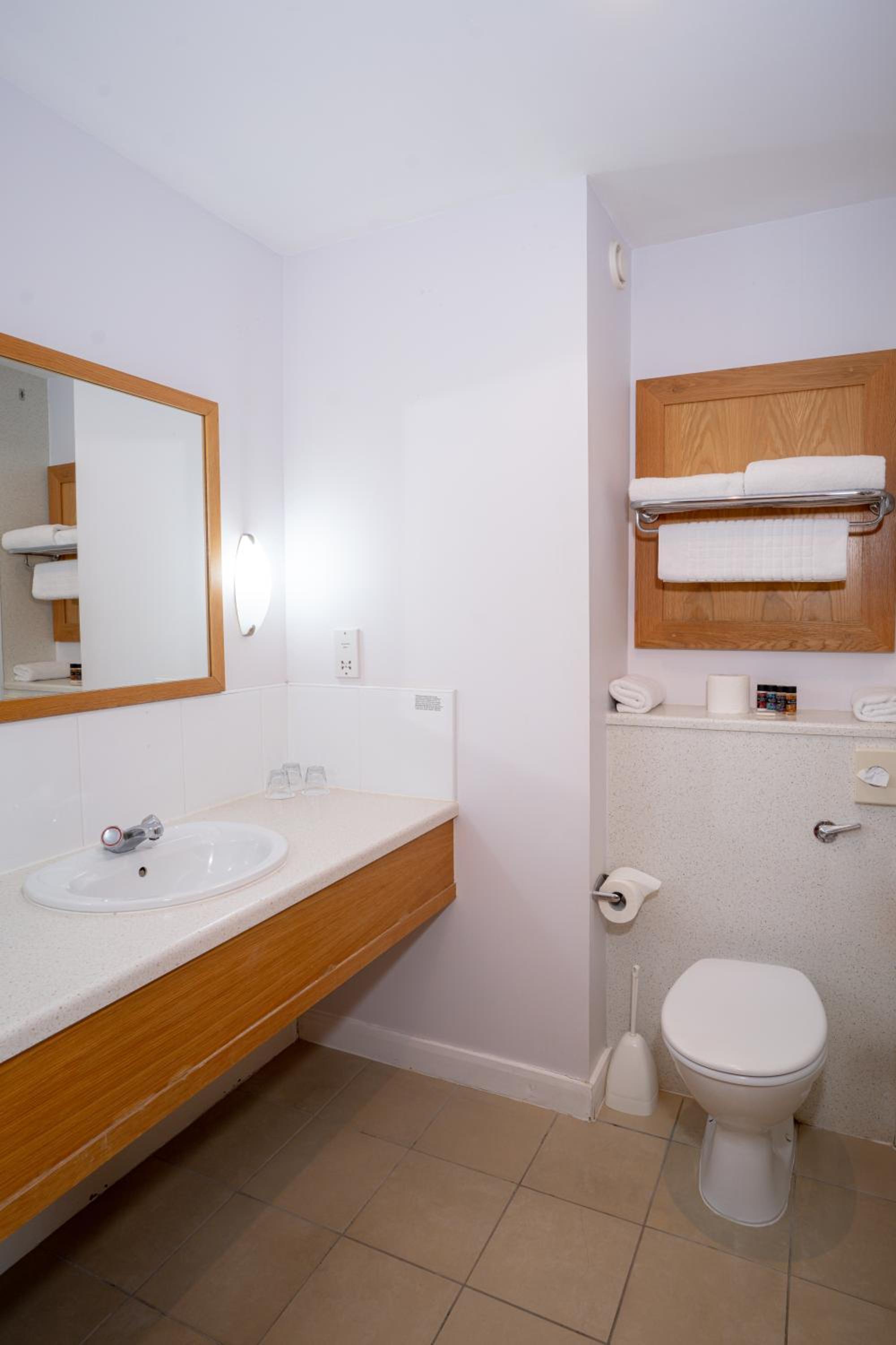 Triple Room with Sea View - Photo 5
