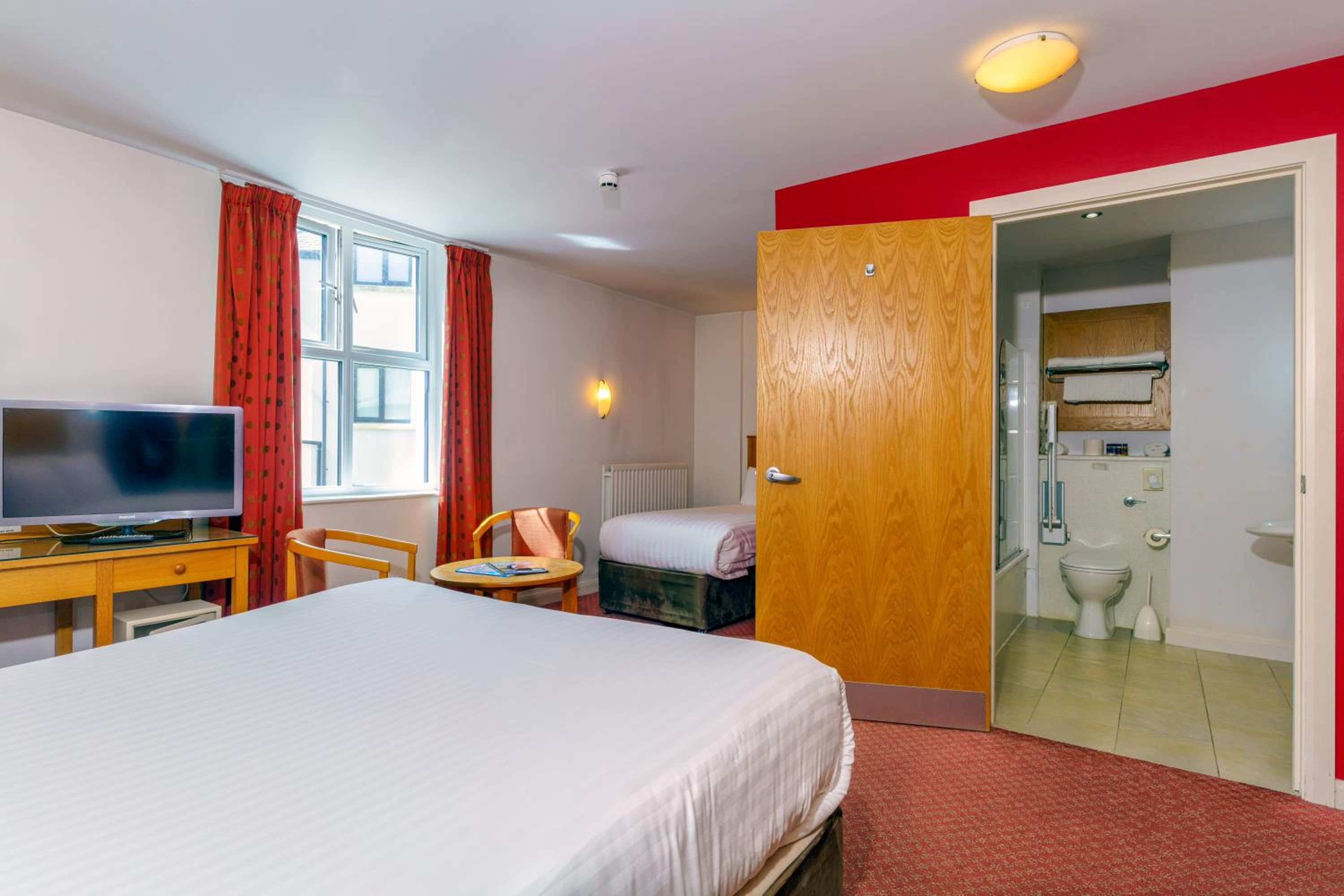 Triple Room - Photo 5