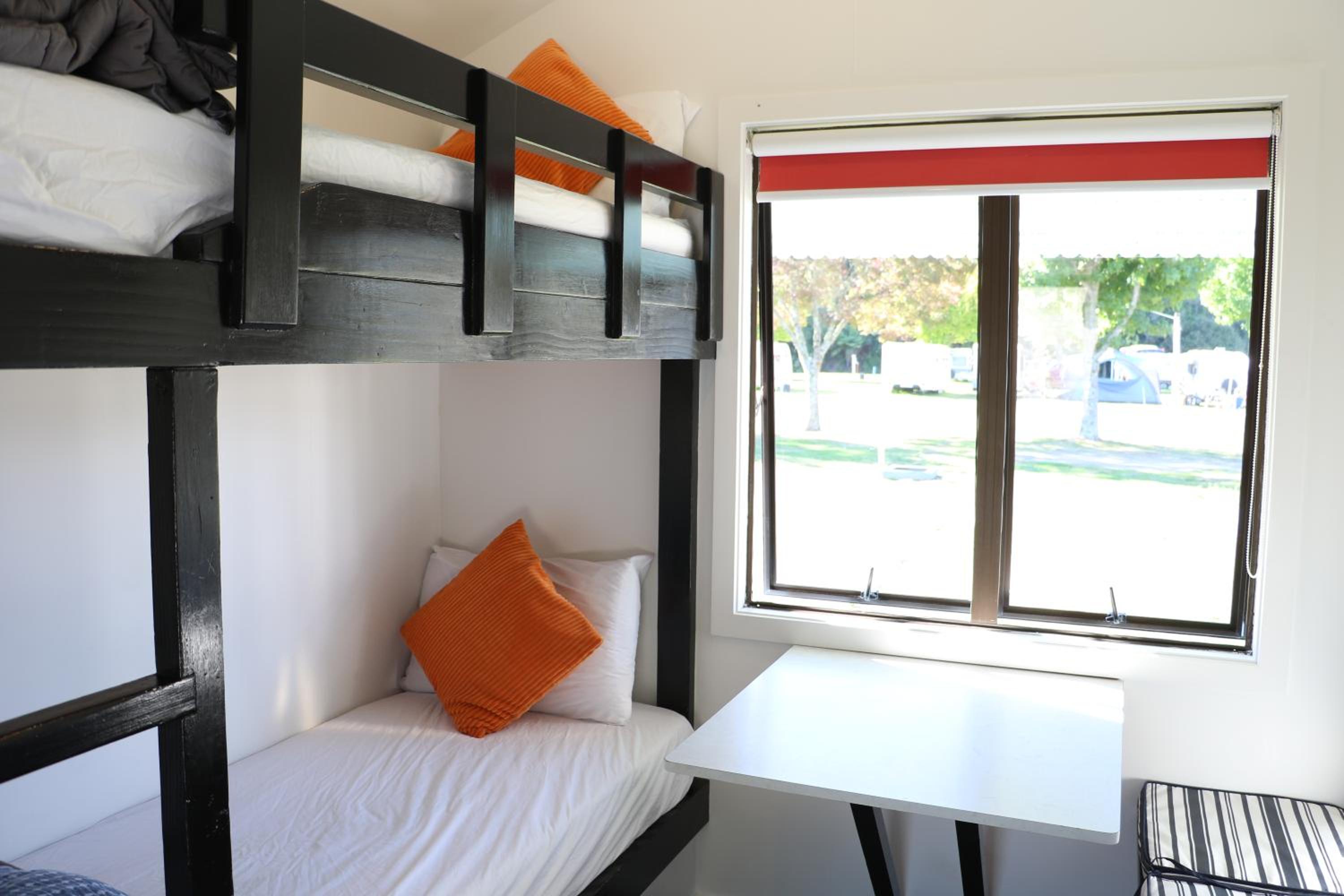 Budget Twin Room photo 1