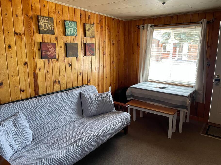 Studio Apartment photo 2