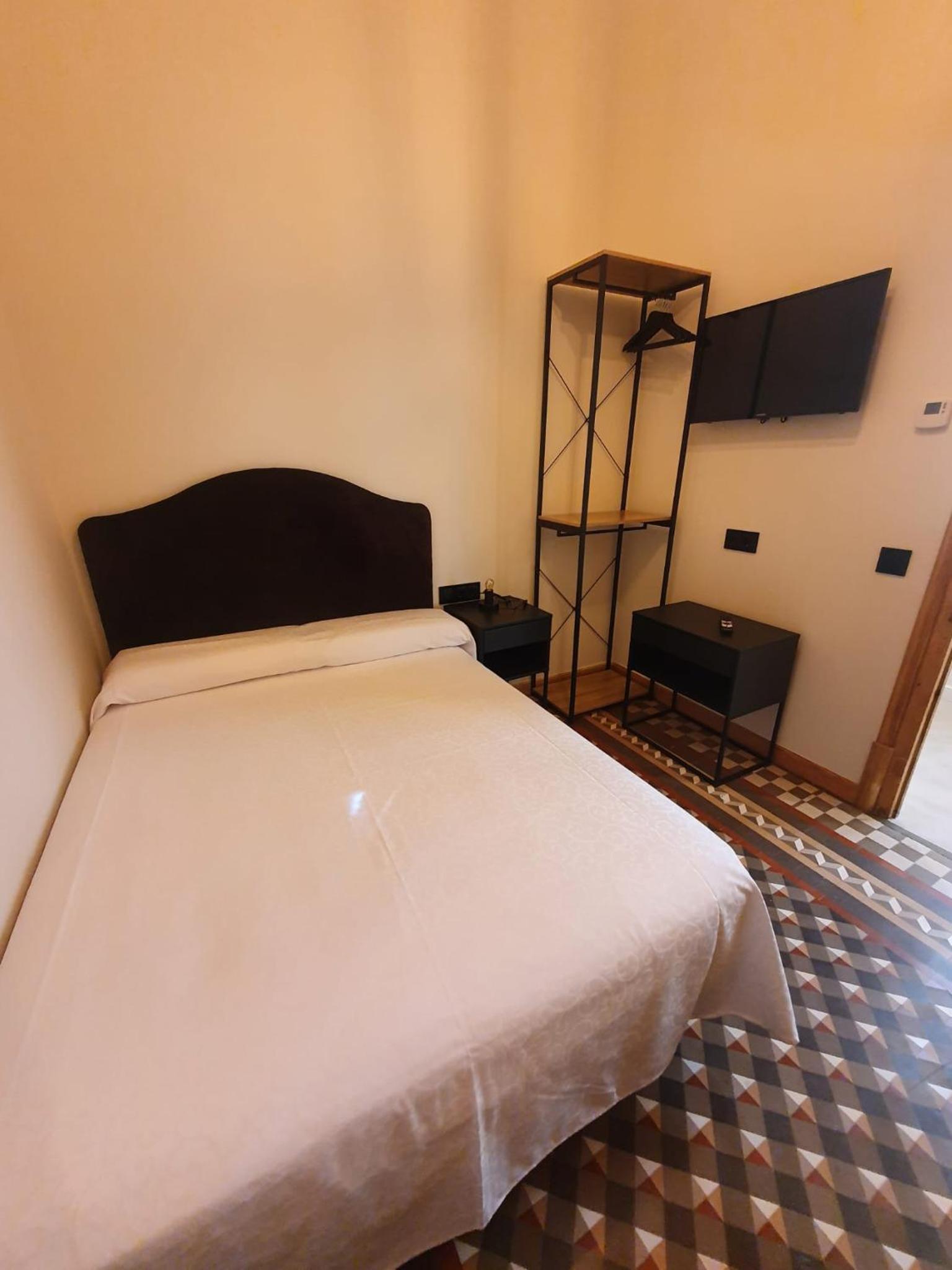 Habitación Individual Estándar con Baño Compartido