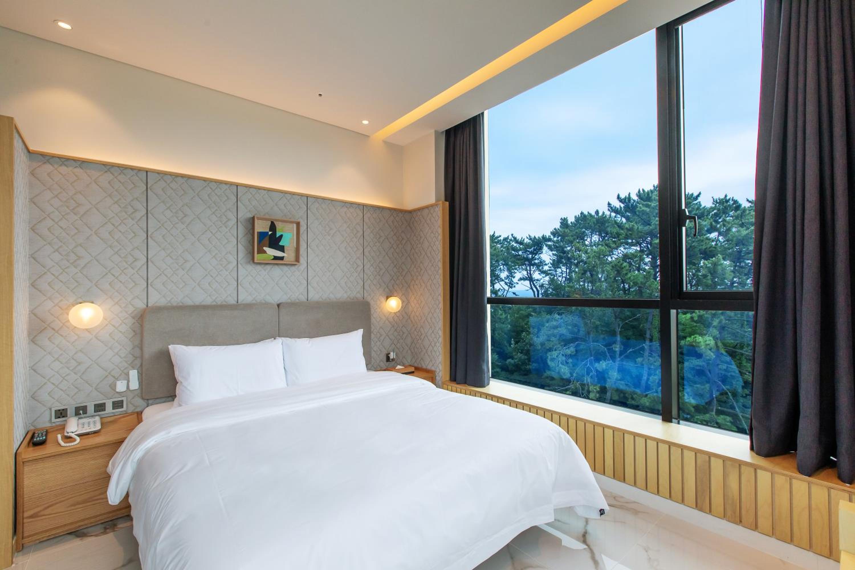 Deluxe Double Room - Photo 1