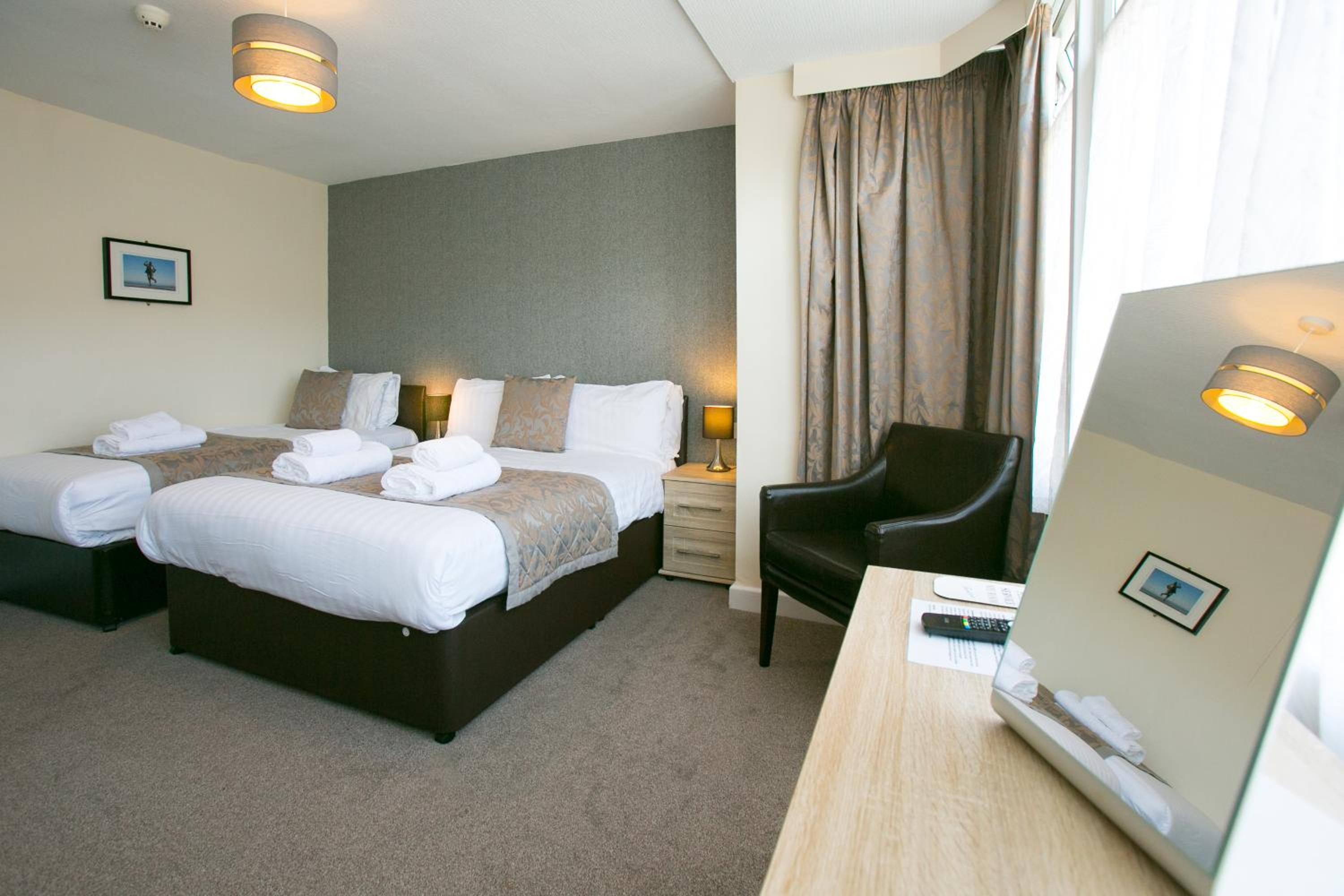 Standard Triple Room photo 2