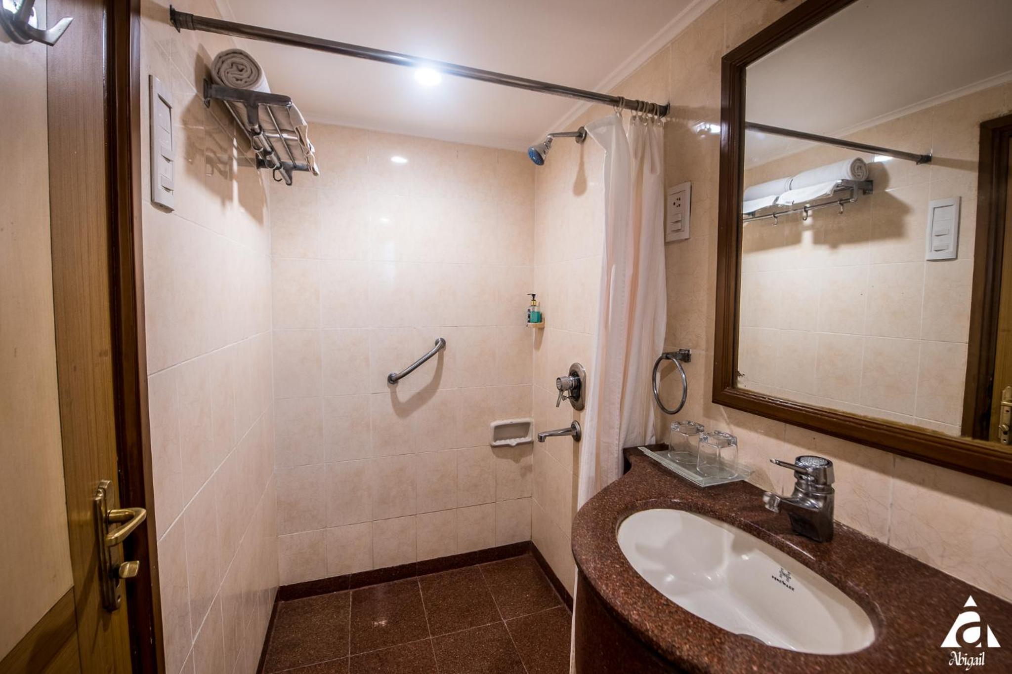 Deluxe Room - Photo 3