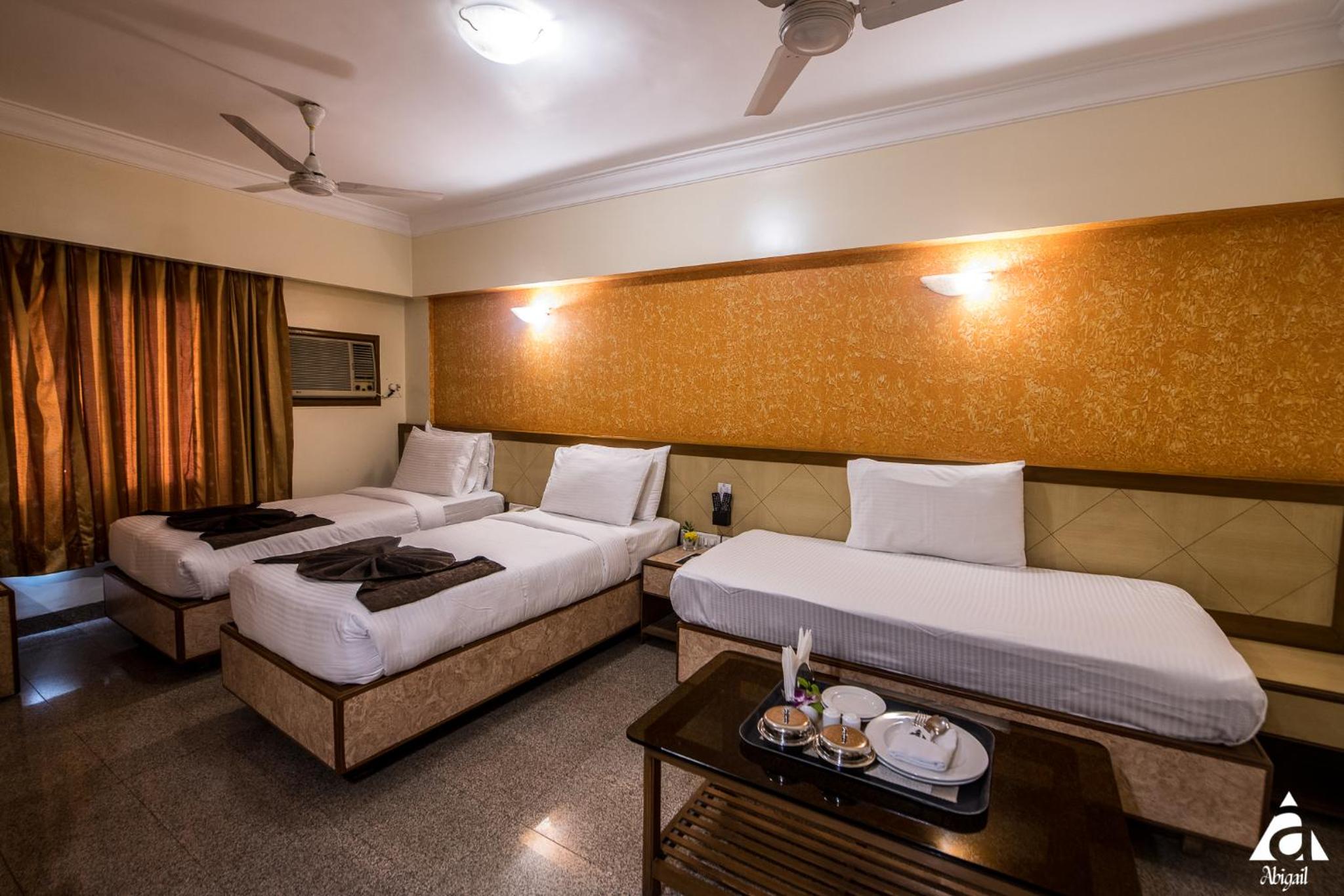 Deluxe Room - Photo 8