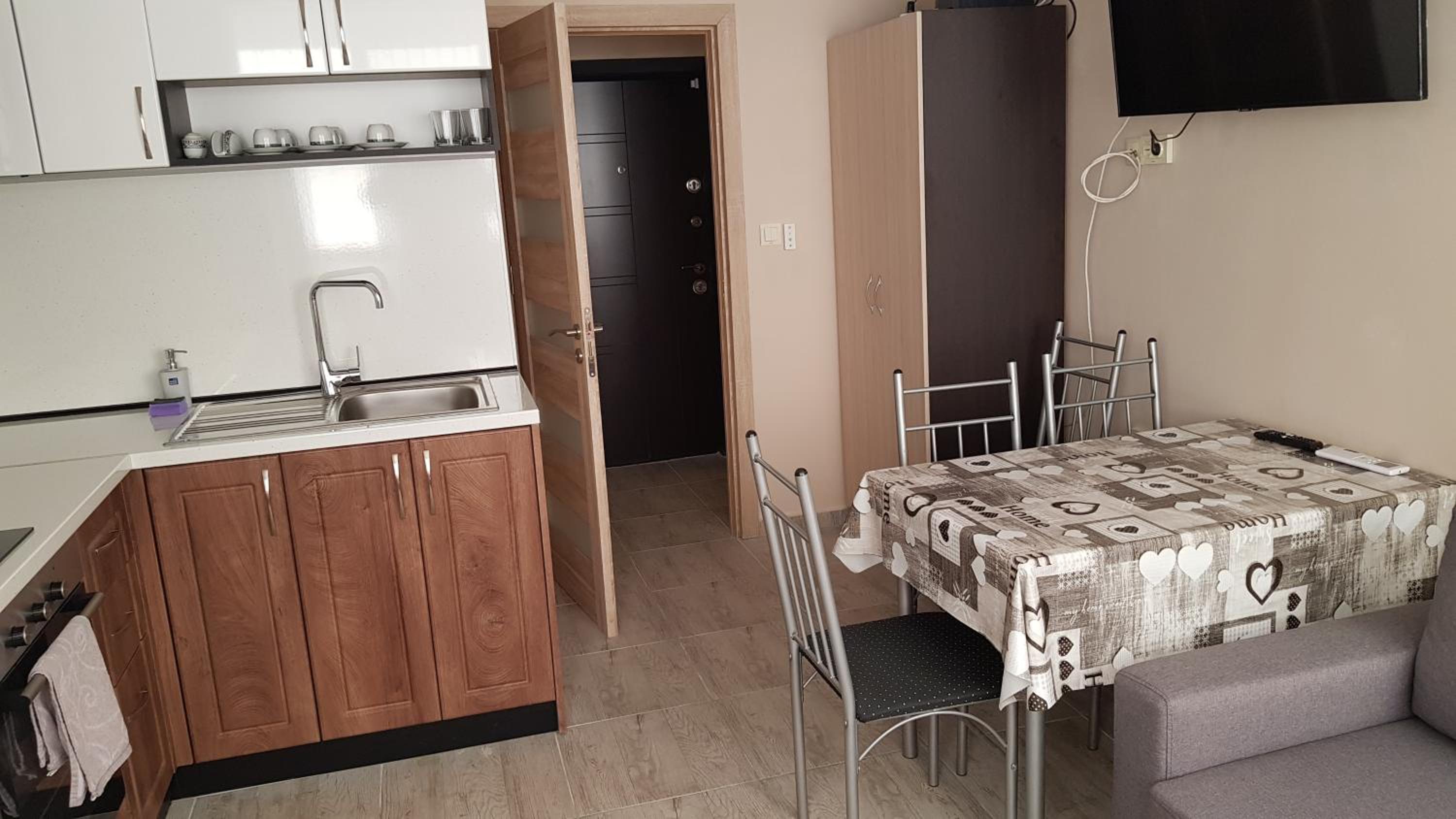 One-Bedroom Apartment - Photo 31