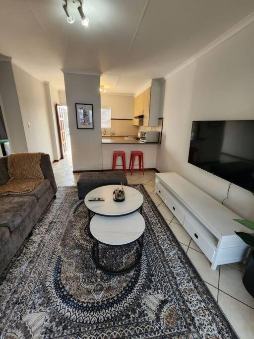 Two-Bedroom Apartment photo 2
