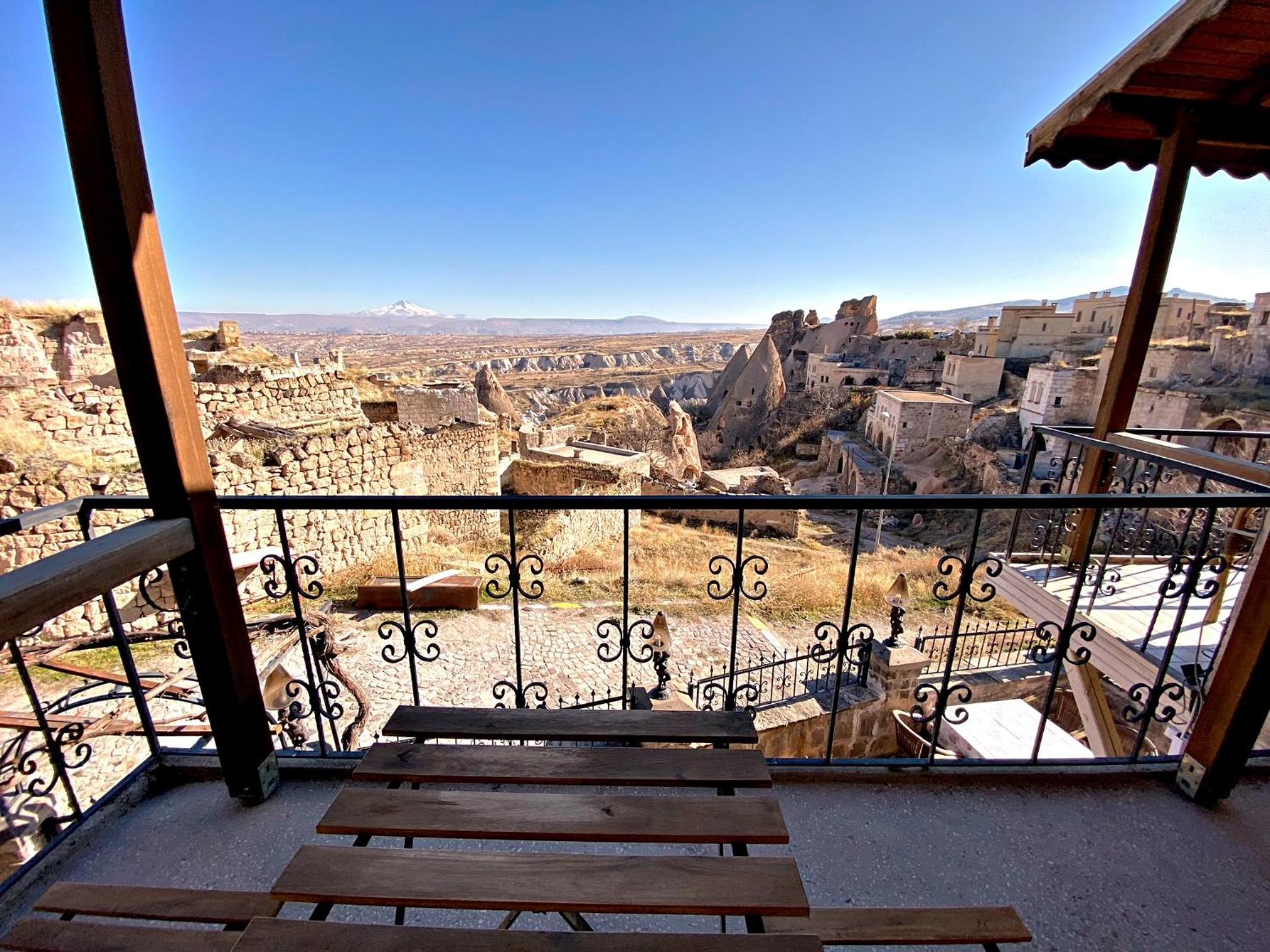 Suite with Balcony photo 2