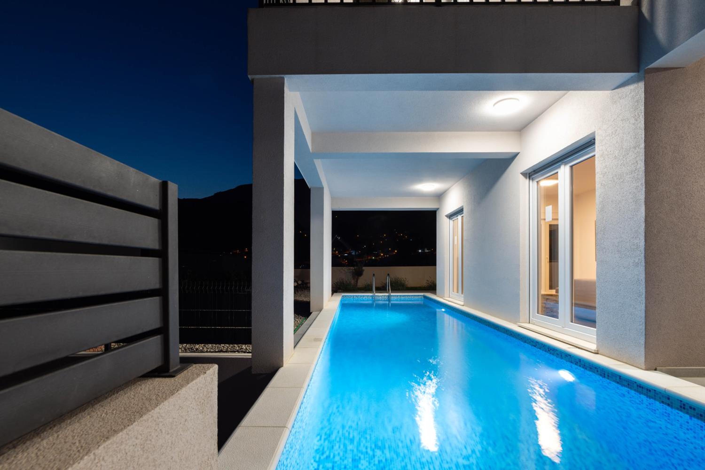 Villa photo 3