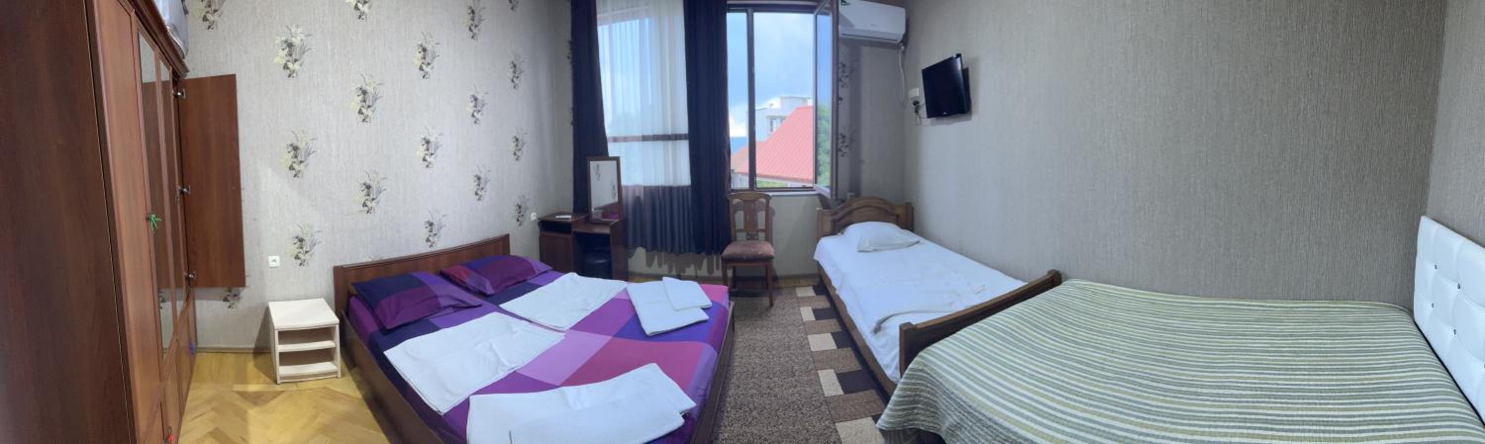 Quadruple Room with Private External Bathroom photo 1