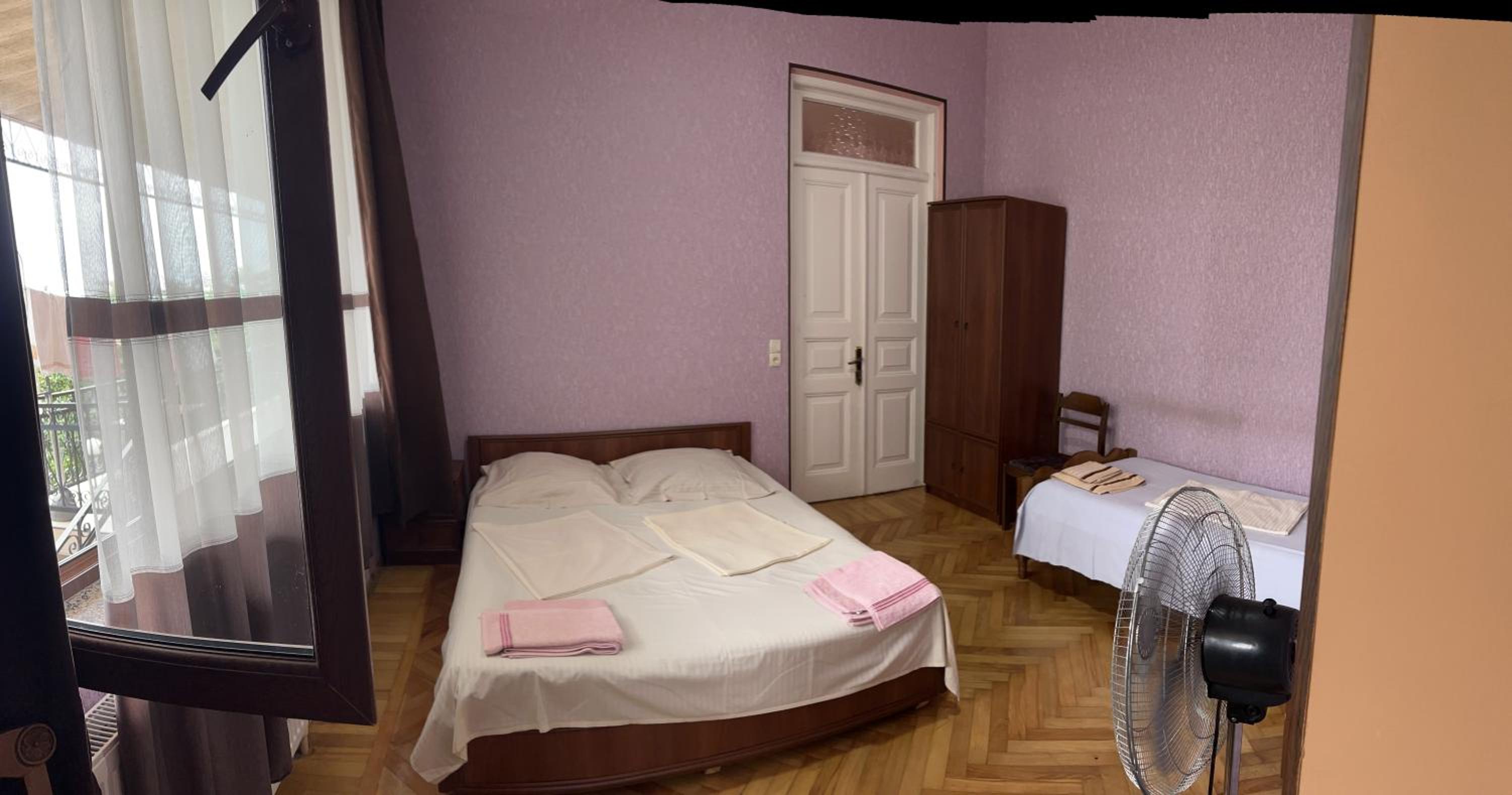 Triple Room with Private Bathroom photo 1