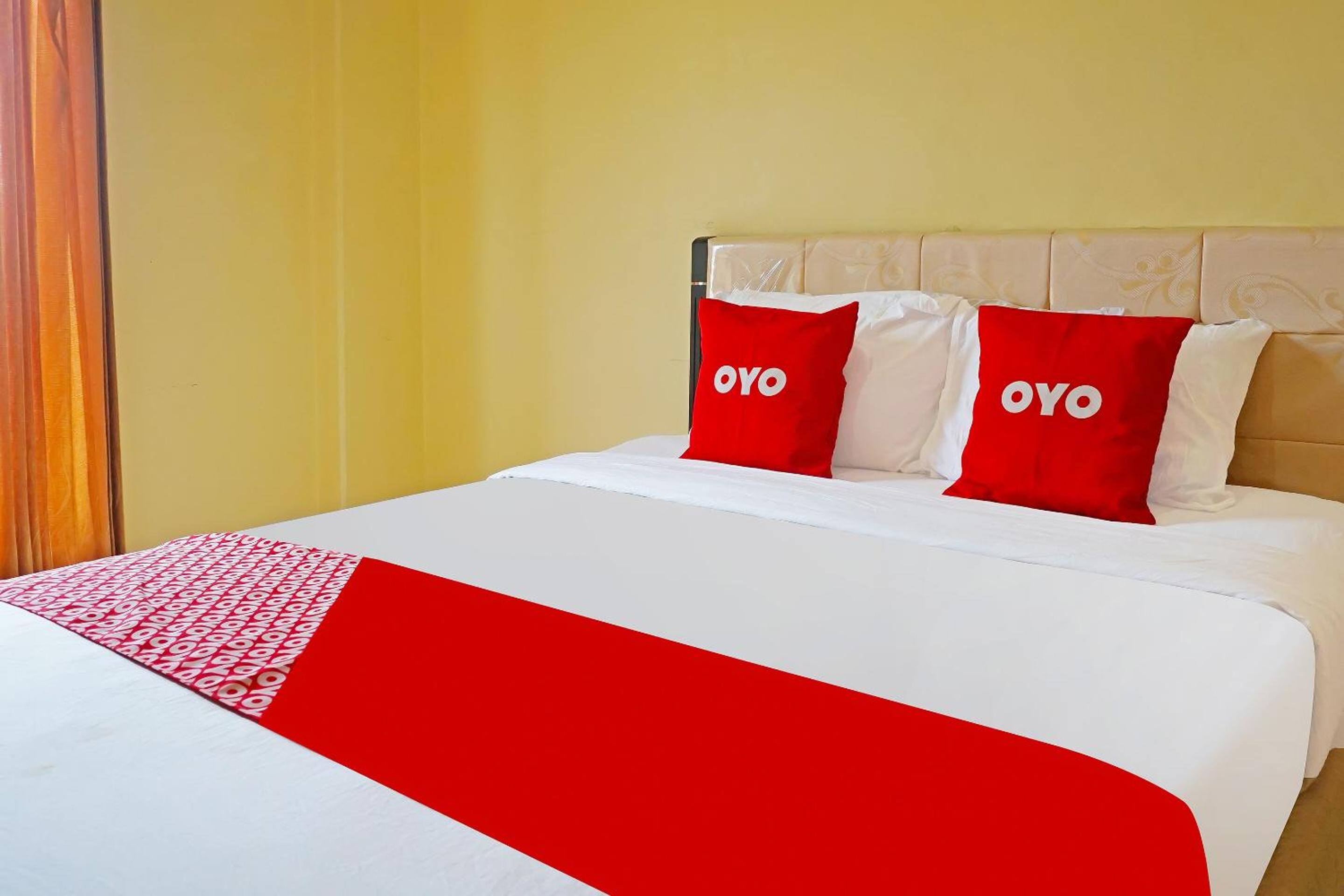 Deluxe Queen Room photo 1