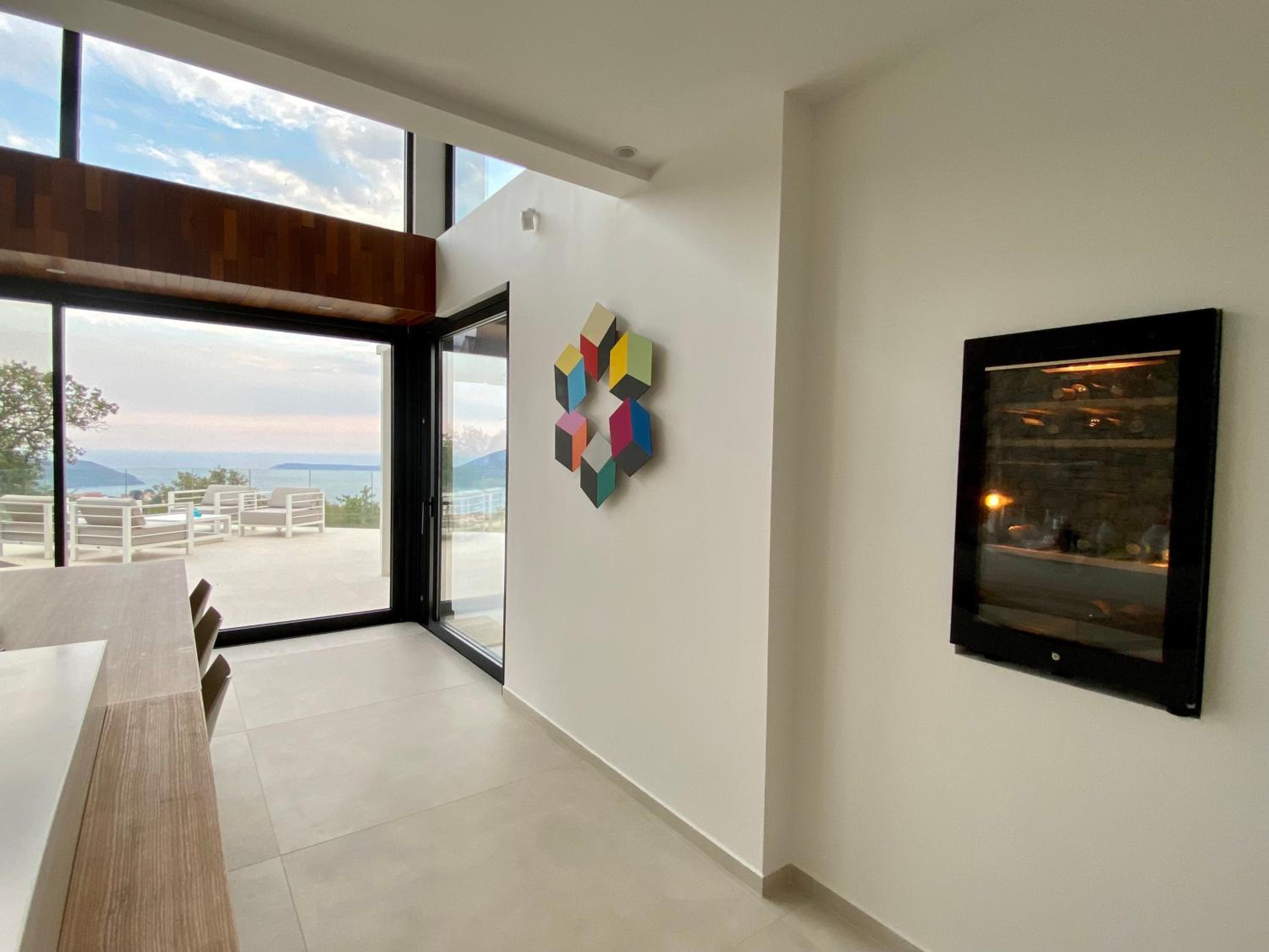 Villa photo 3