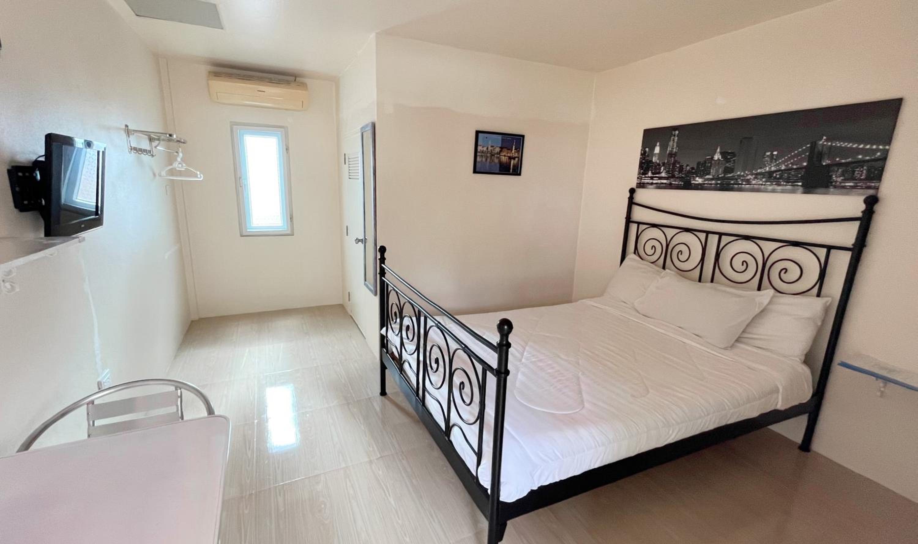 Standard Double Room - Photo 1