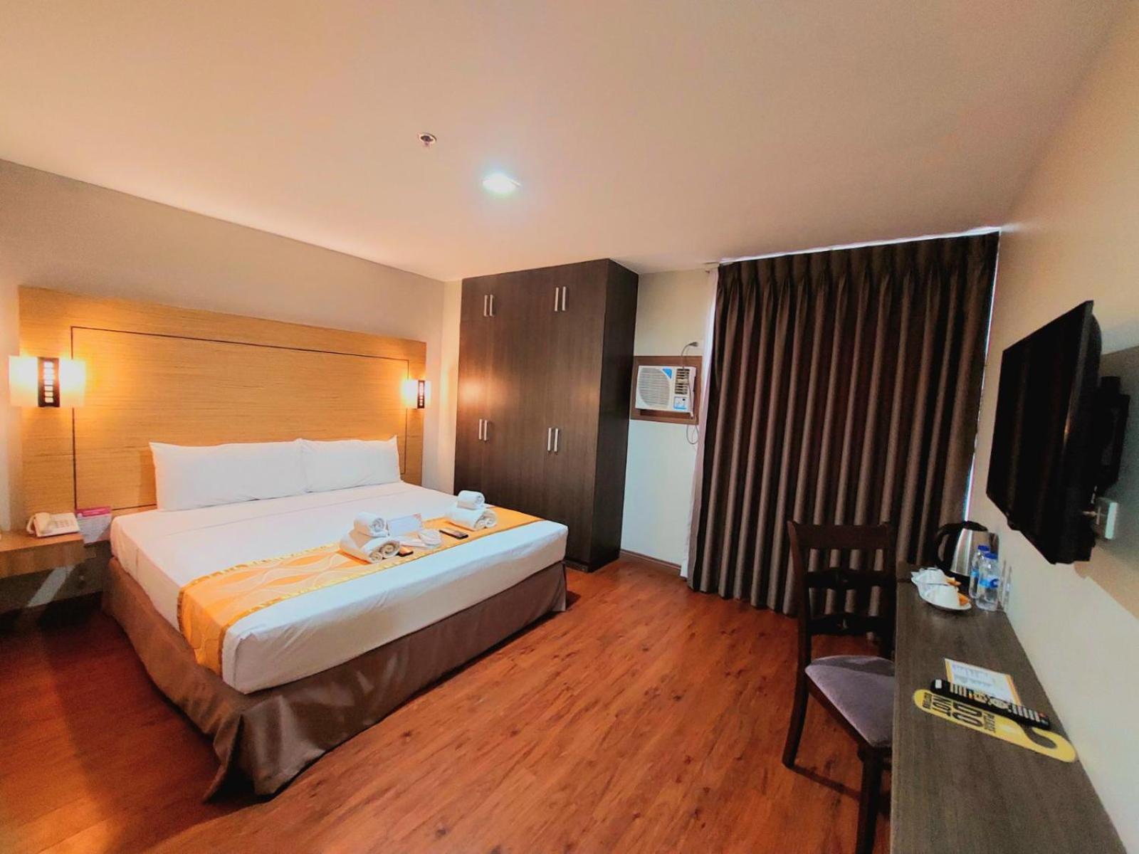Superior King Room - Photo 1
