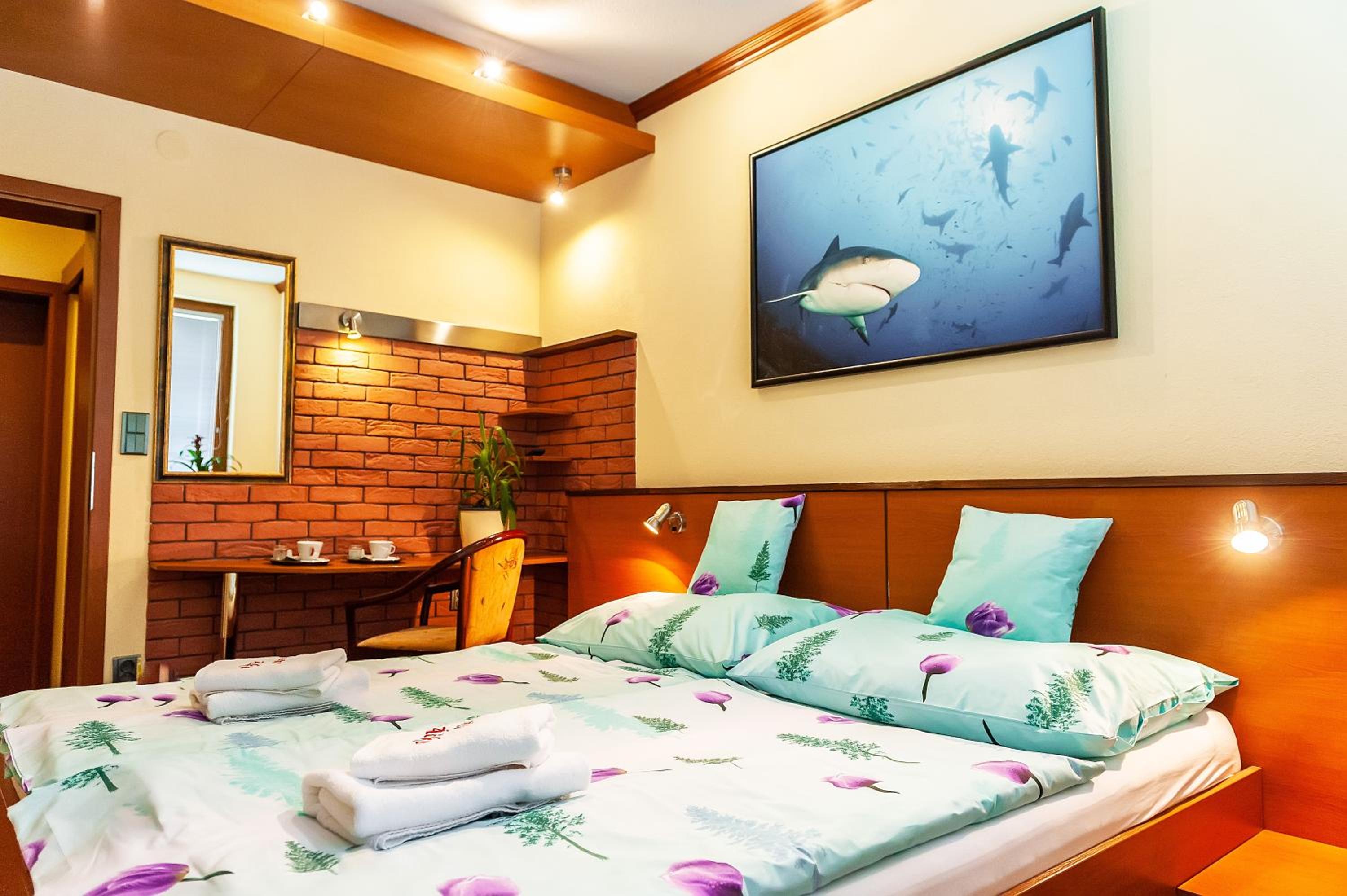 One-Bedroom Suite photo 1