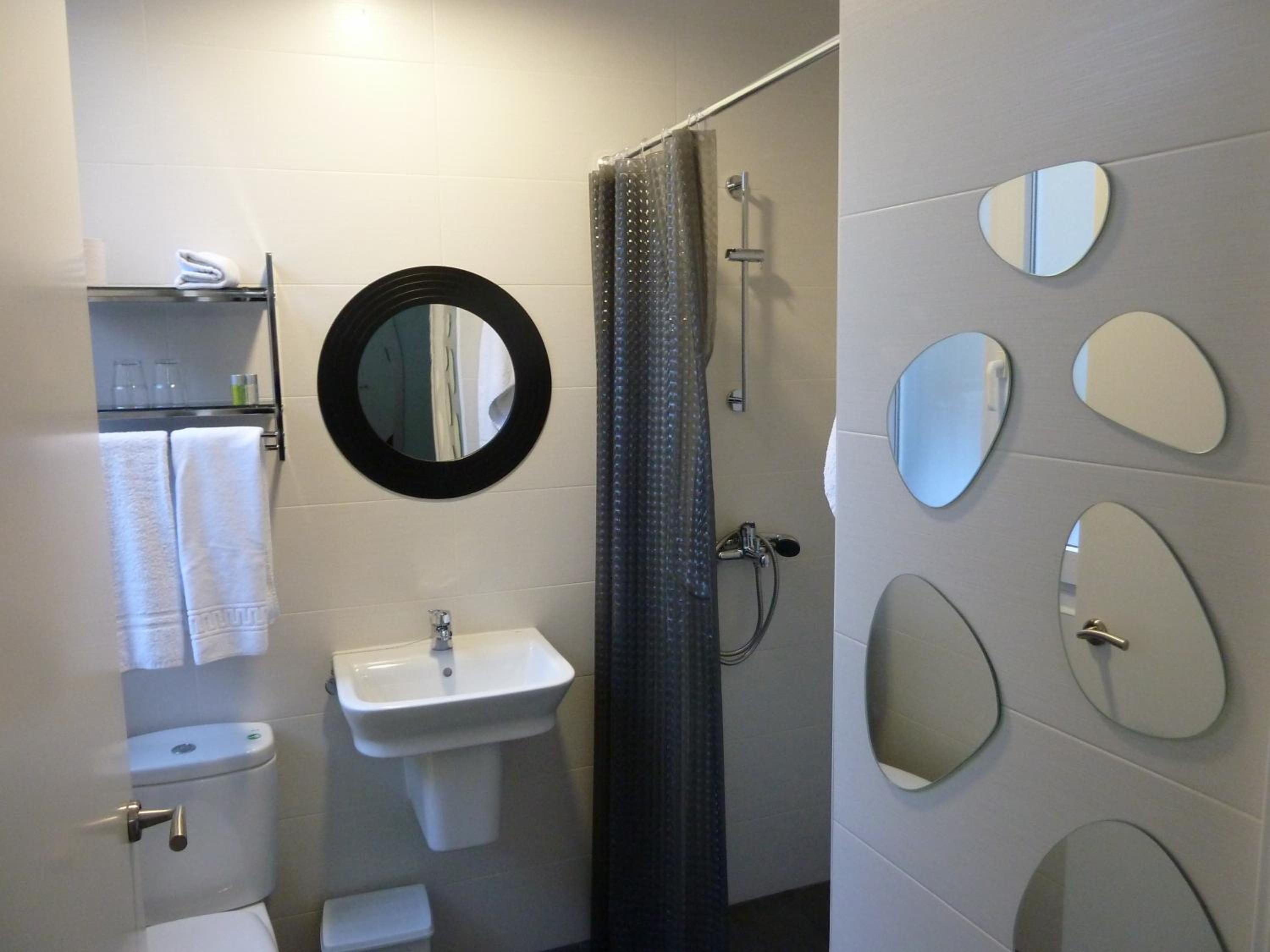 Double Room - Photo 35