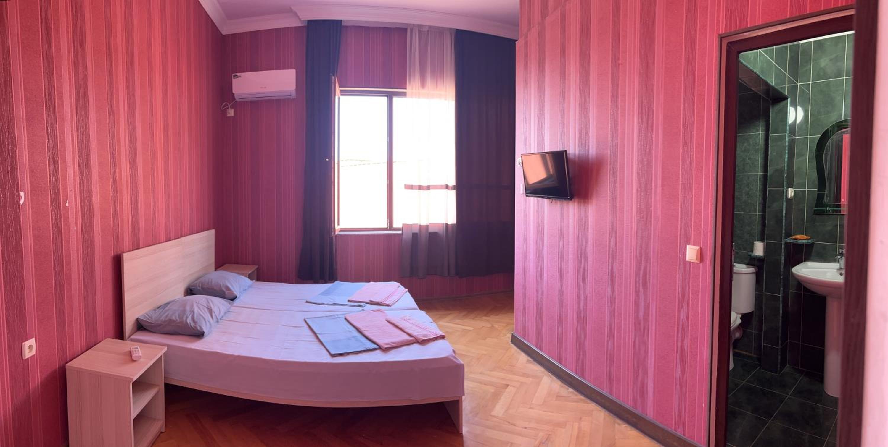Standard Twin Room photo 3