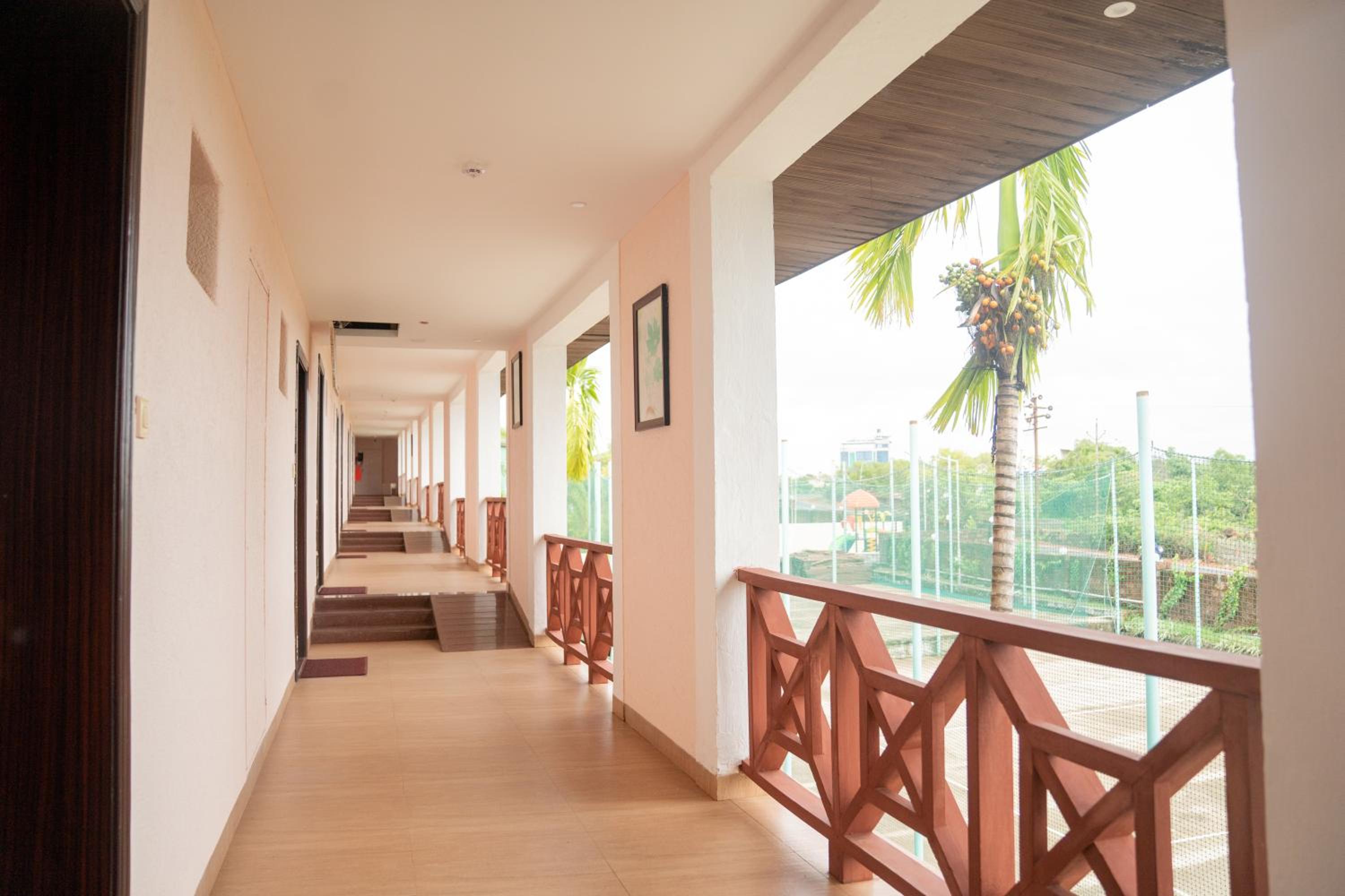 Double Room with Balcony photo 2