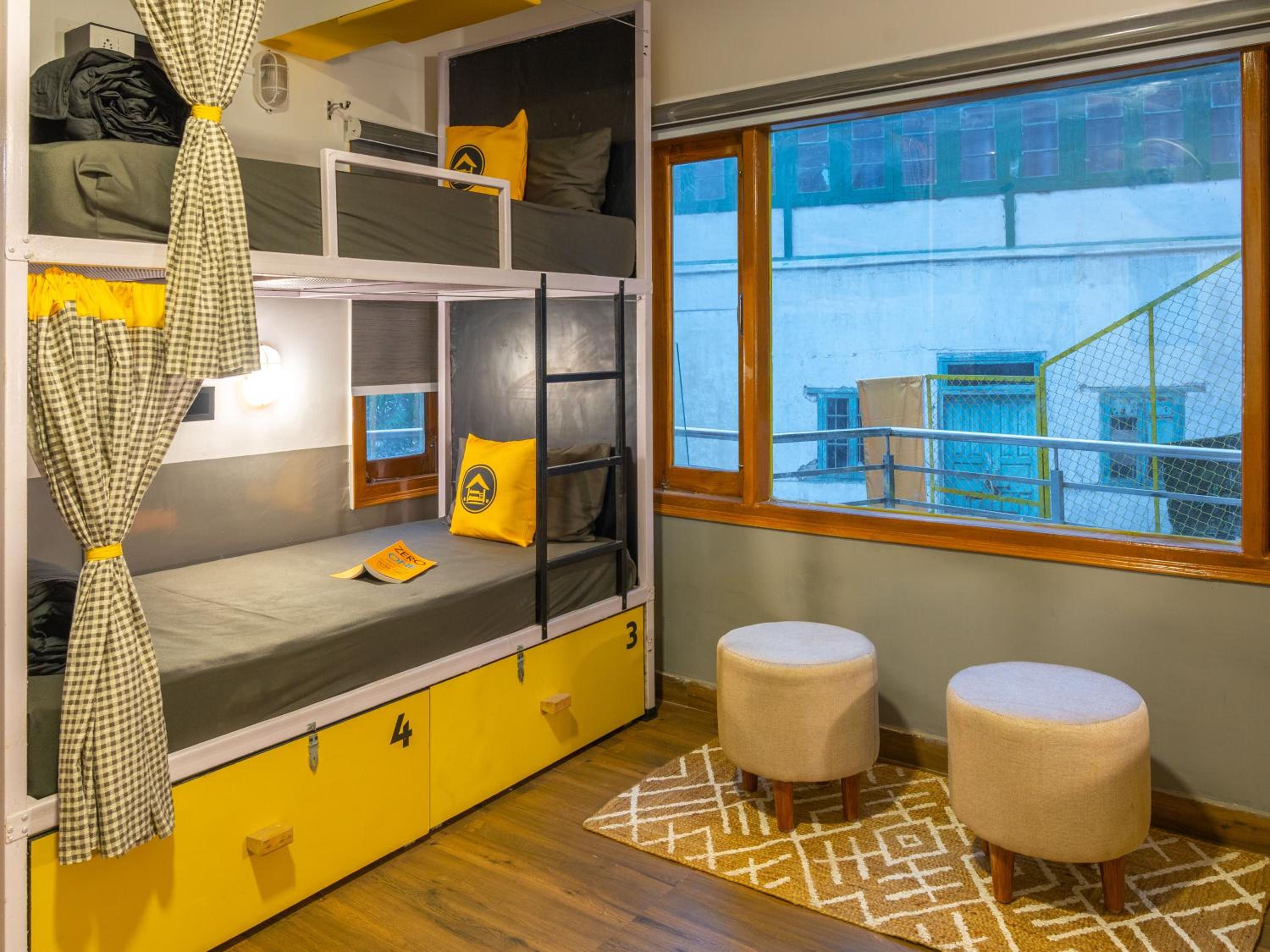 Bed in 4 Bed Mixed Dormitory x A Block photo 3