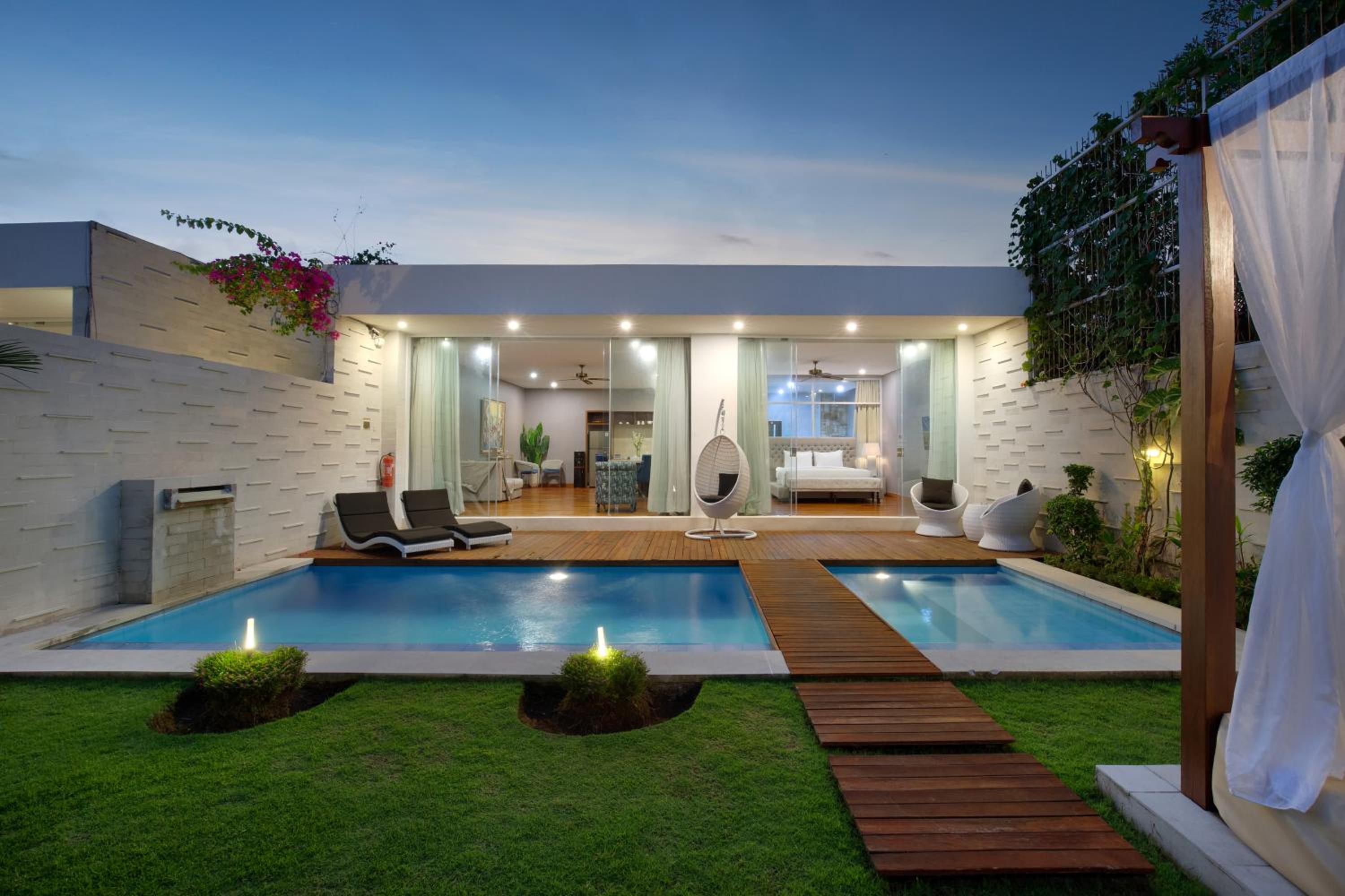 Luxury One-Bedroom Villa with Private Pool - Photo 4