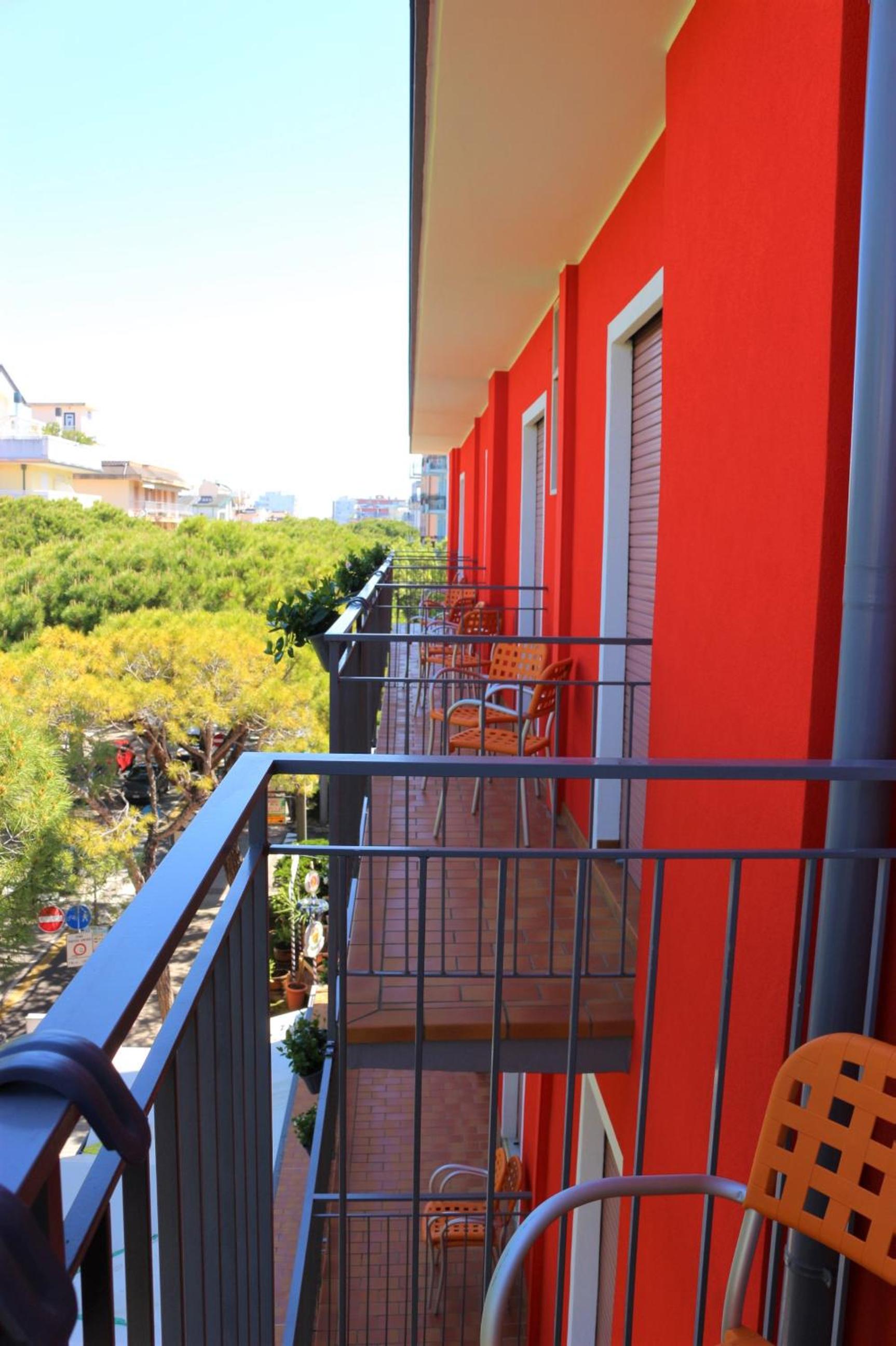 Standard Double or Twin Room with Balcony photo 3