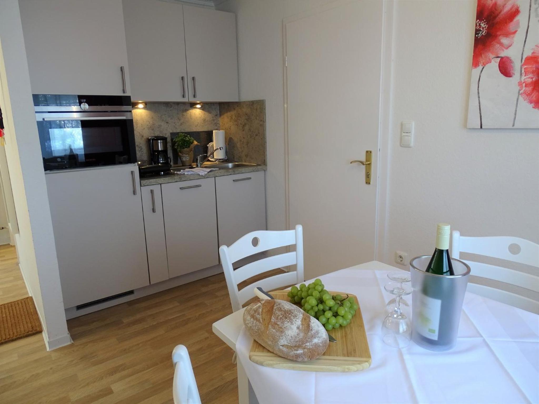 Apartment photo 2