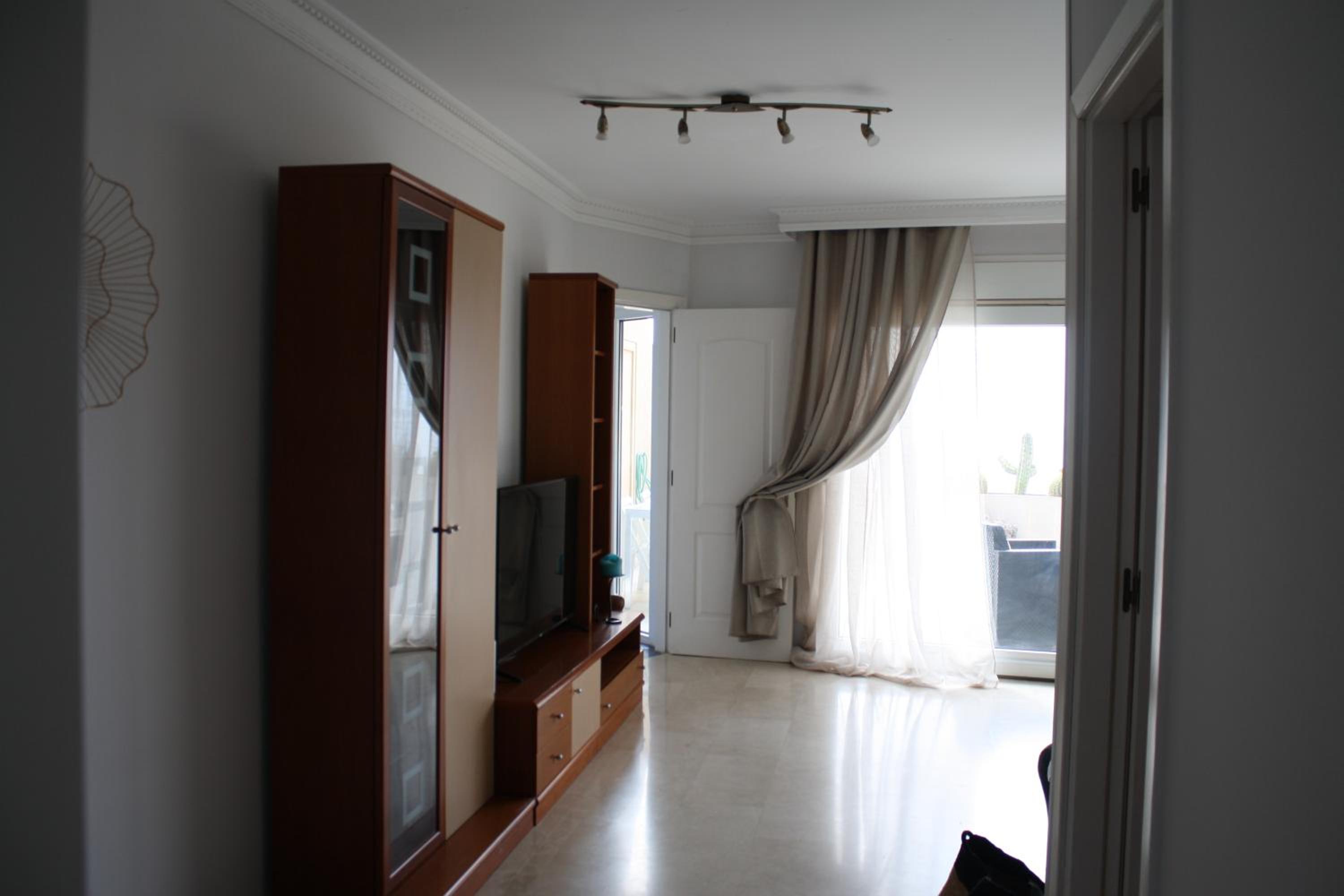Apartamento de Tres Dormitorios con Vista al Mar