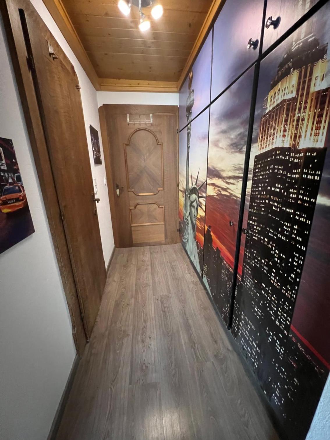 Deluxe Apartment photo 2