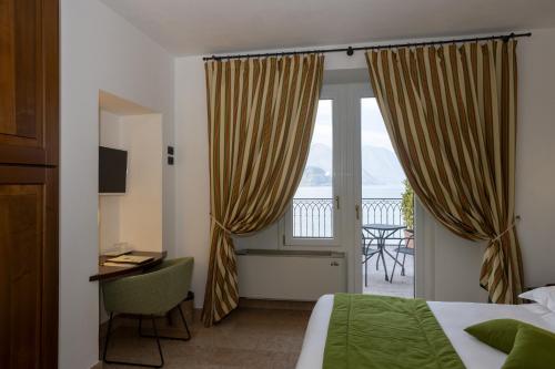 Superior Double or Twin Room with Terrace