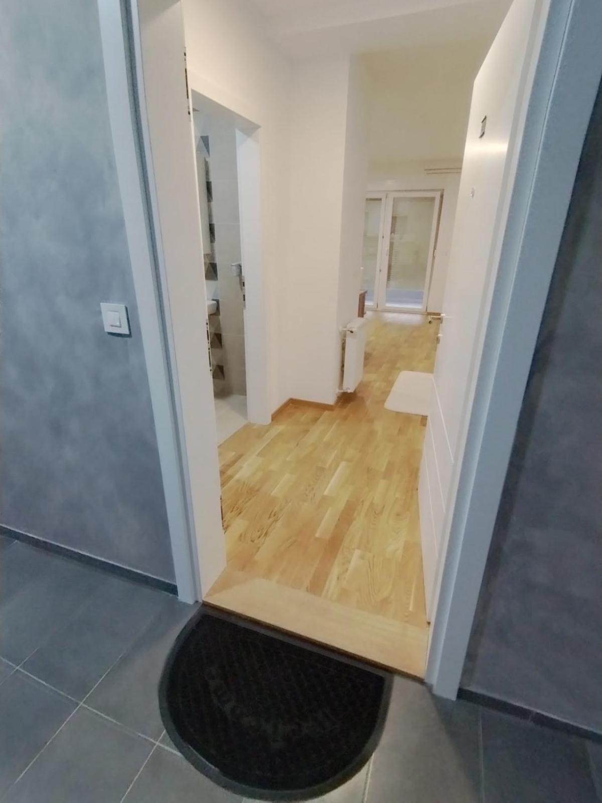 Two-Bedroom Apartment with Terrace photo 3