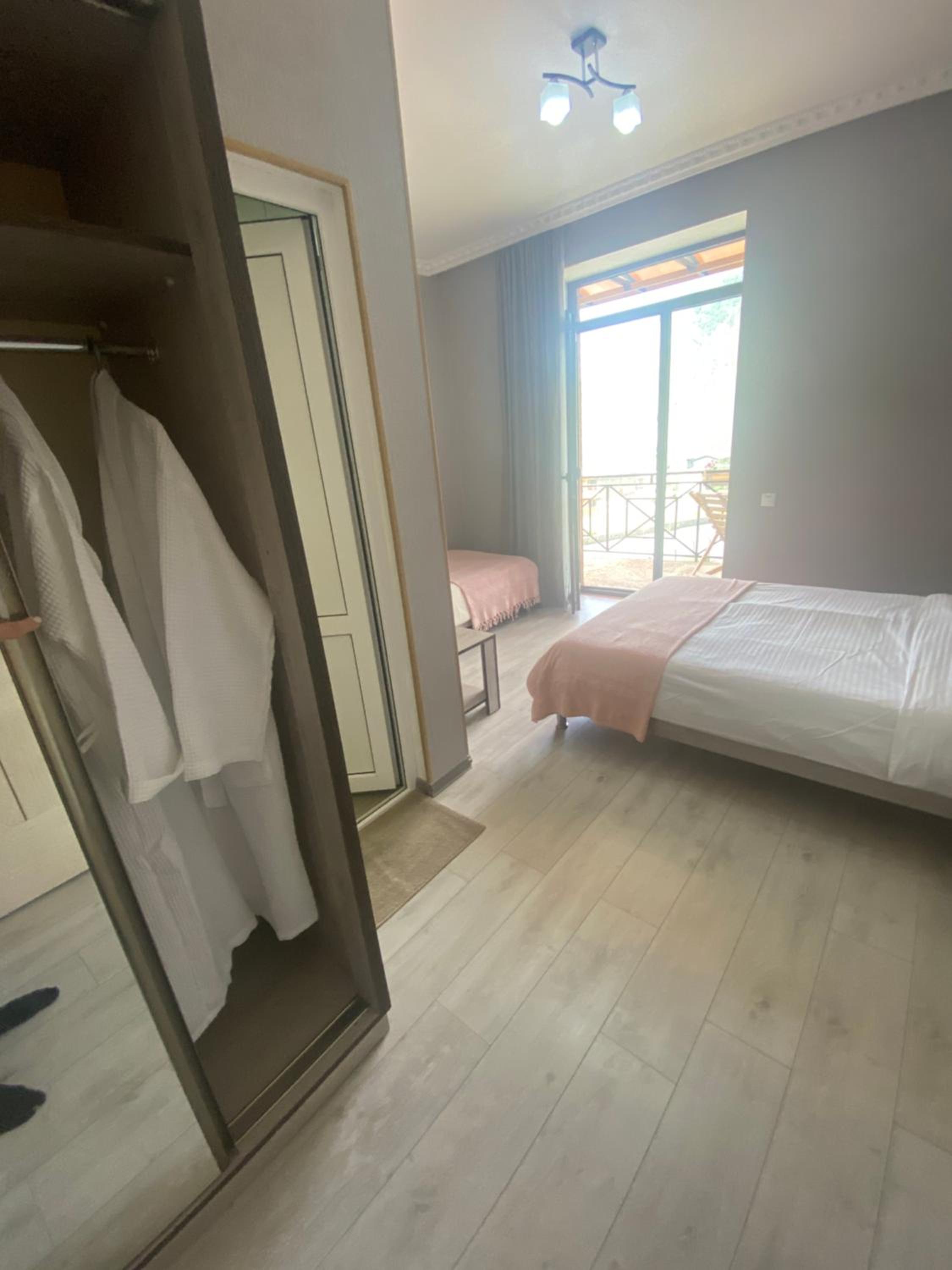 Comfort Triple Room with Shower